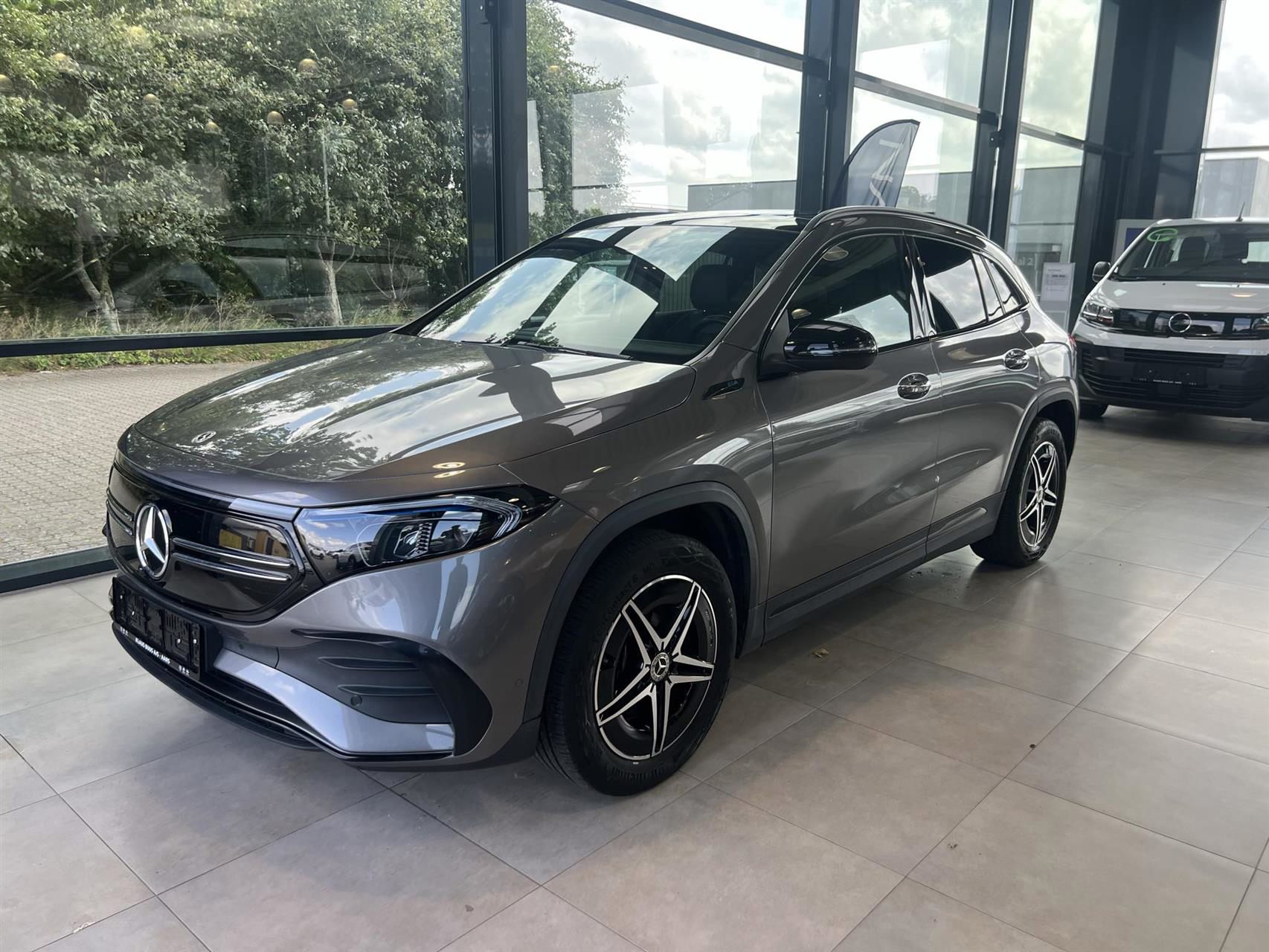 Billede af Mercedes-Benz EQA 300 EL AMG Premium 4Matic 228HK 5d Aut.