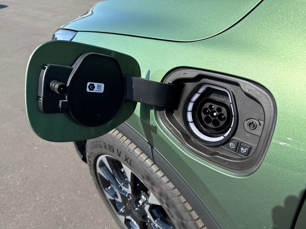 Billede af Ford Kuga 2,5 Plugin-hybrid Active X CVT 243HK 5d Aut.