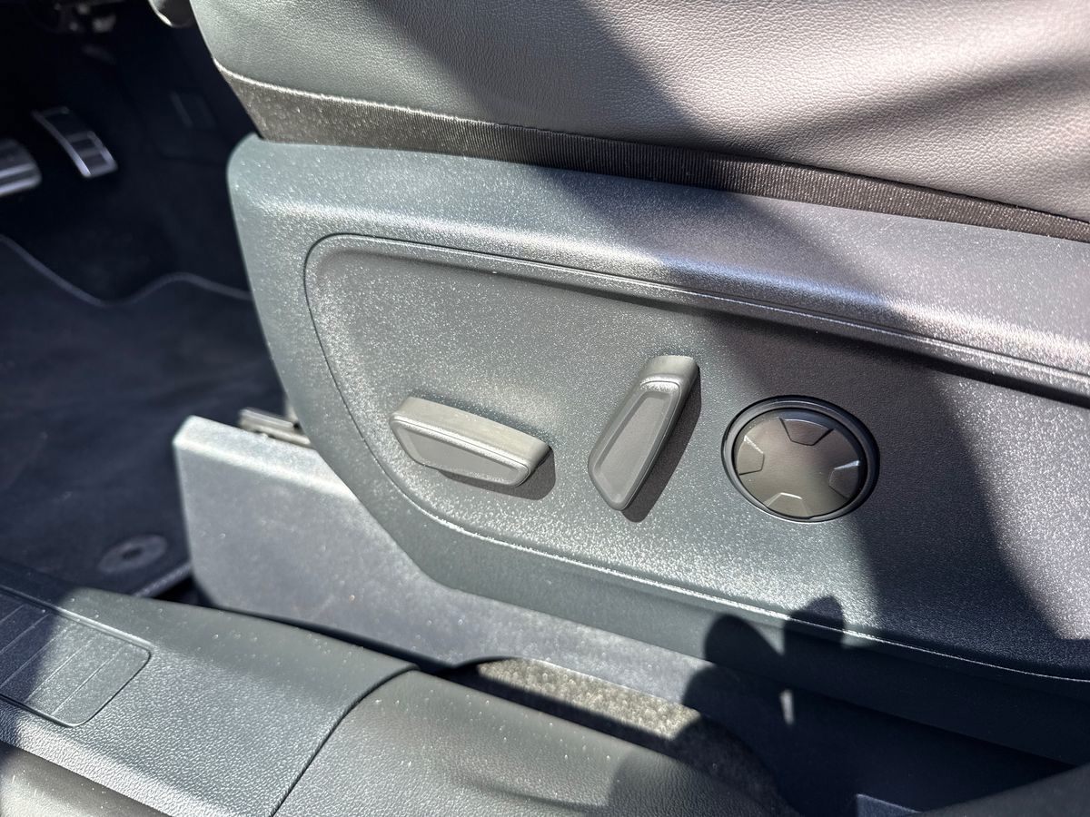 Billede af Ford Kuga 2,5 Plugin-hybrid Active X CVT 243HK 5d Aut.