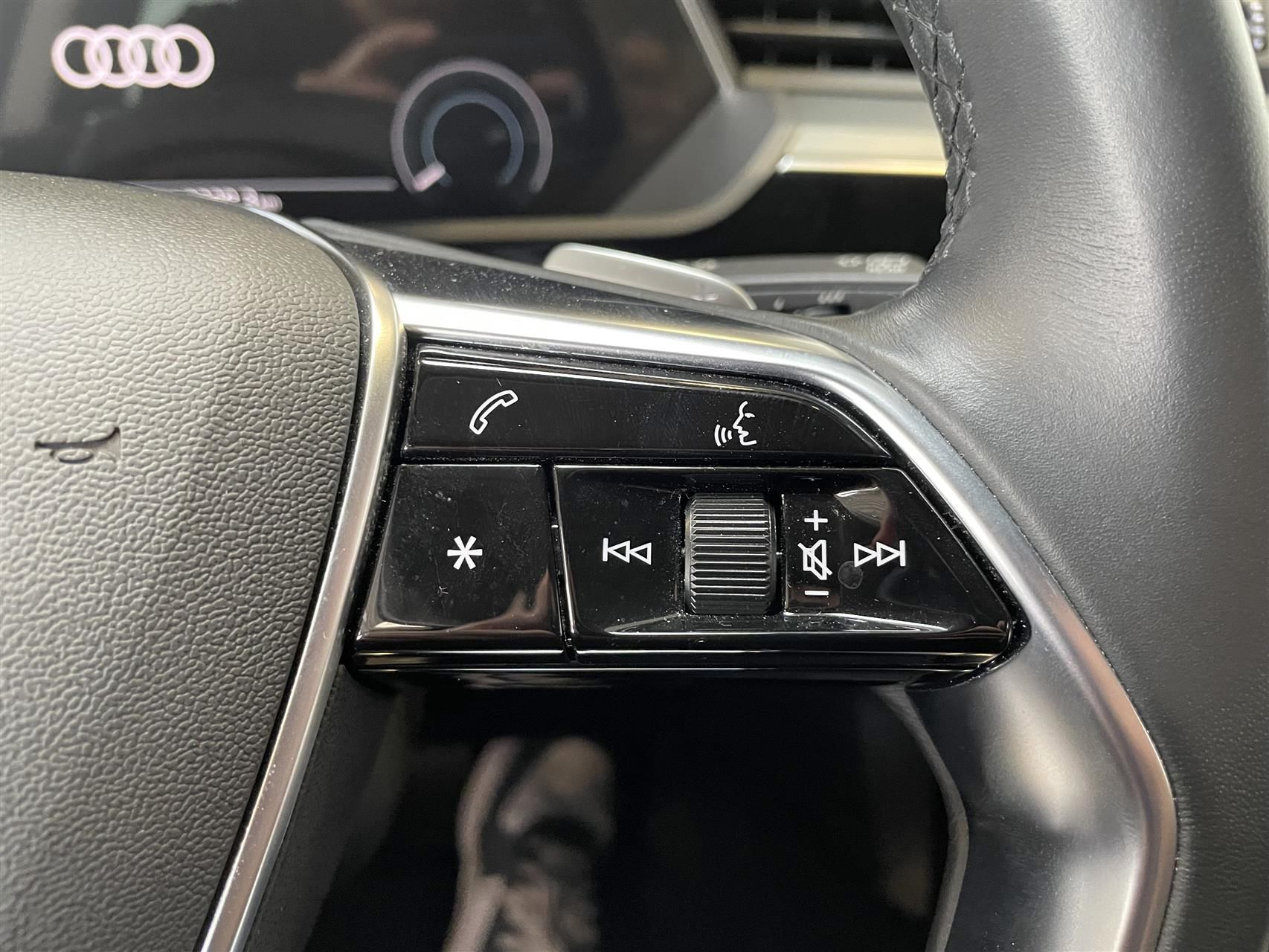 Billede af Audi E-tron 55 Advanced Prestige Quattro 408HK 5d Aut.