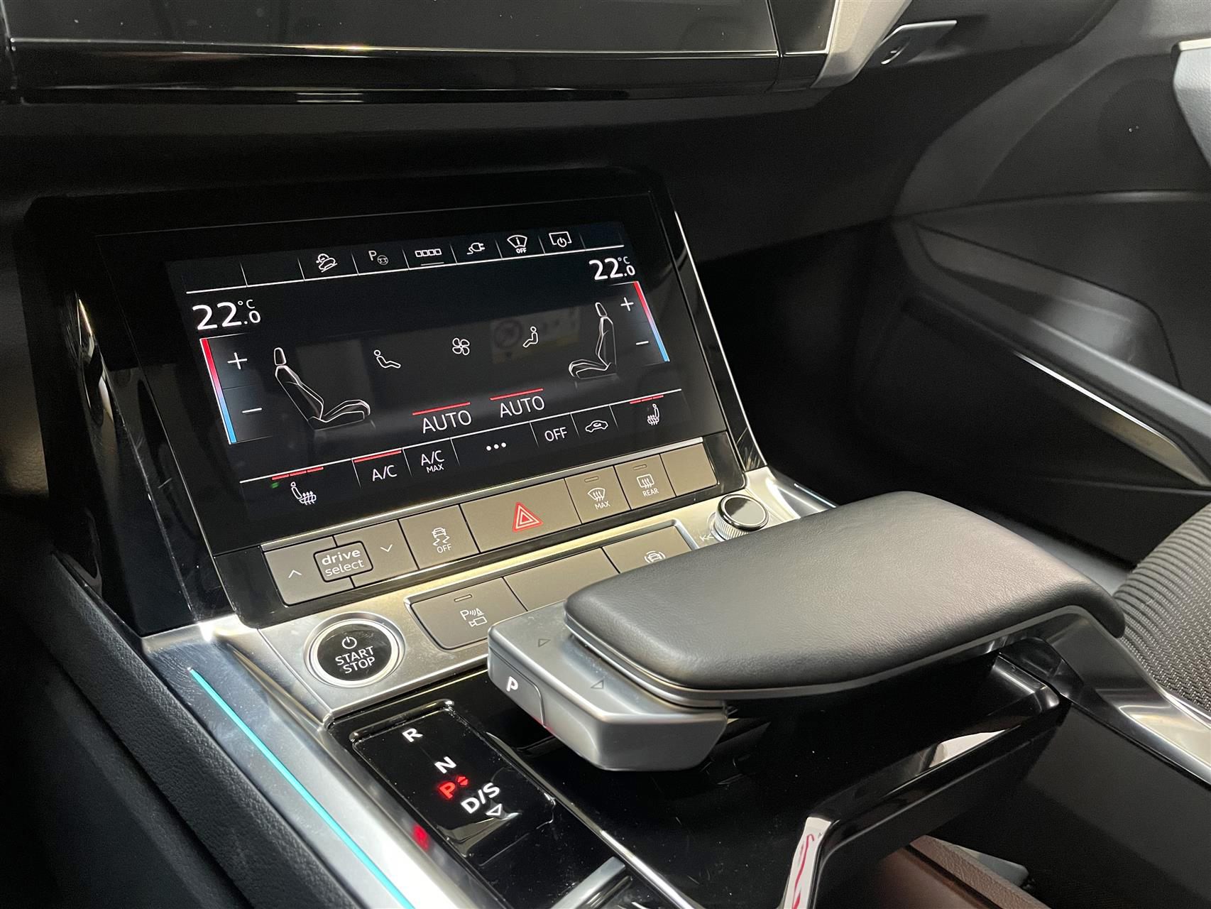Billede af Audi E-tron 55 Advanced Prestige Quattro 408HK 5d Aut.