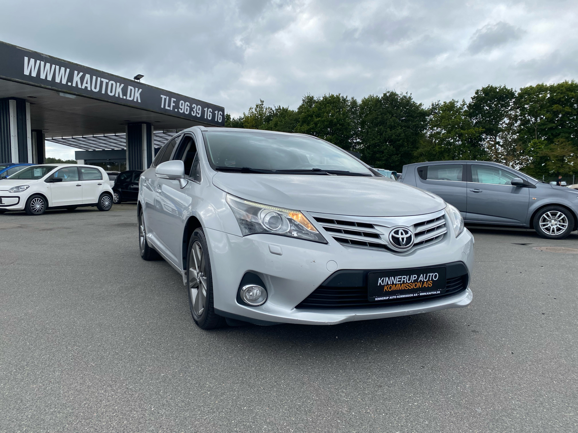 Billede af Toyota Avensis 2,0 D-4D DPF T2 Premium 124HK Stc 6g