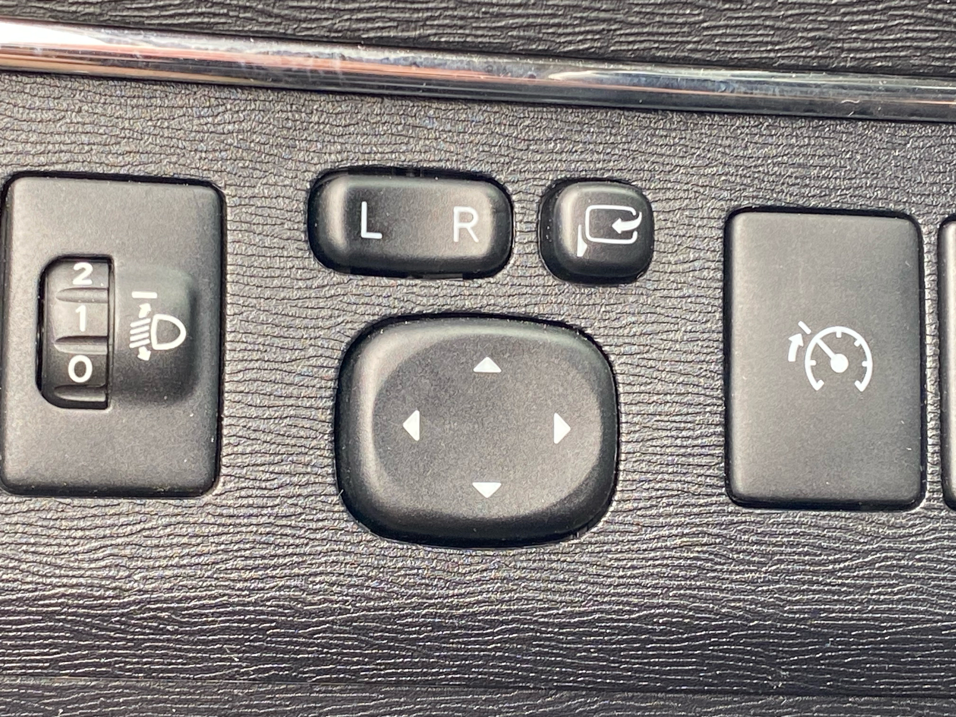 Billede af Toyota Avensis 2,0 D-4D DPF T2 Premium 124HK Stc 6g