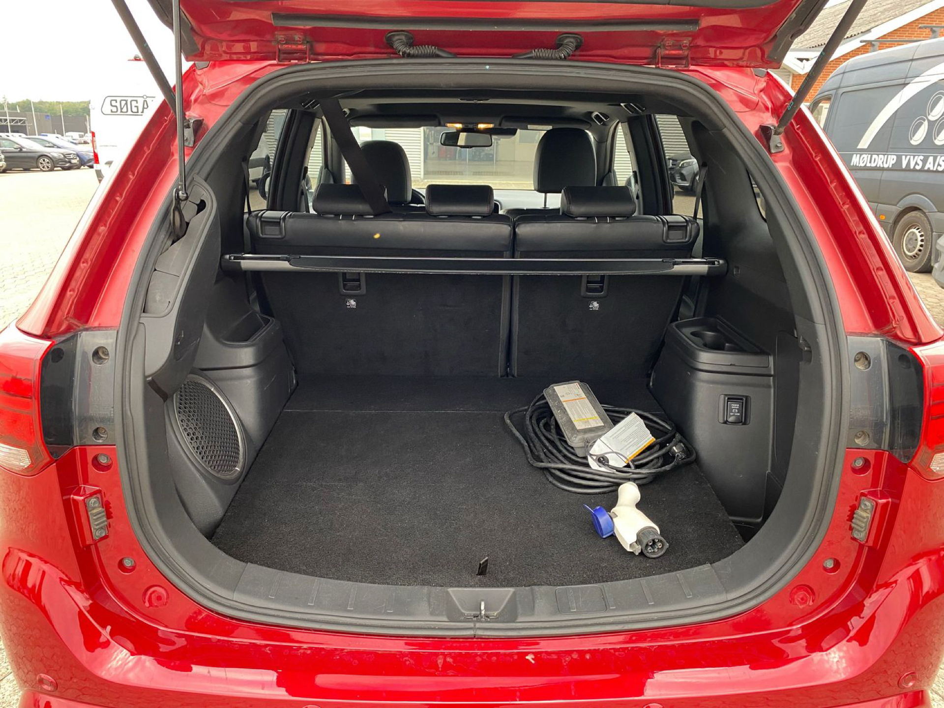 Billede af Mitsubishi Outlander 2,0 PHEV  Plugin-hybrid Instyle 4WD 200HK 5d 6g Trinl. Gear