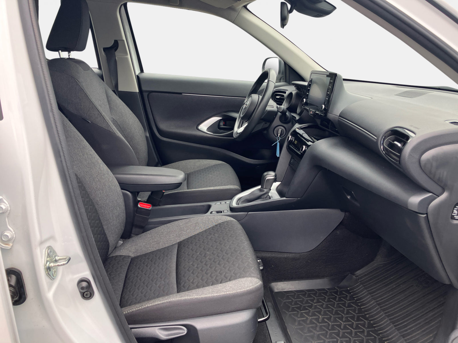 Billede af Toyota Yaris Cross 1,5 Hybrid Essential Comfort 116HK 5d Trinl. Gear