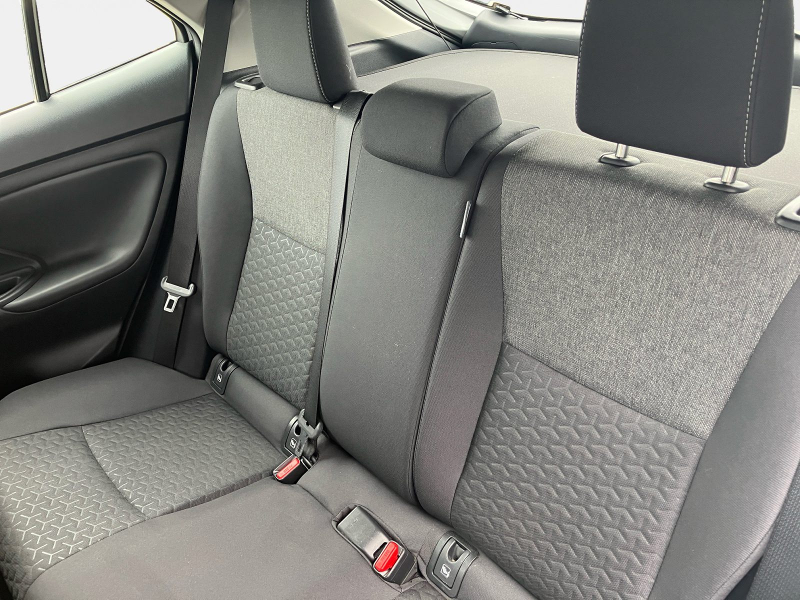 Billede af Toyota Yaris Cross 1,5 Hybrid Essential Comfort 116HK 5d Trinl. Gear