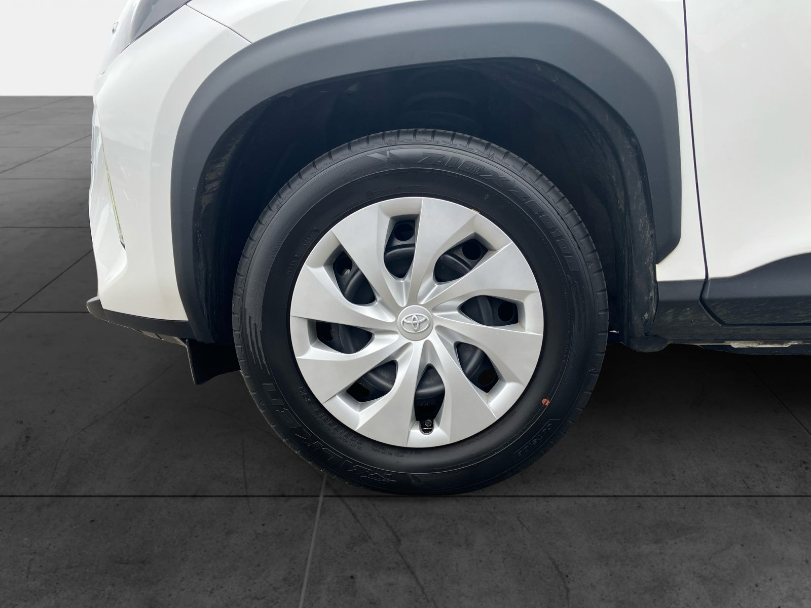 Billede af Toyota Yaris Cross 1,5 Hybrid Essential Comfort 116HK 5d Trinl. Gear