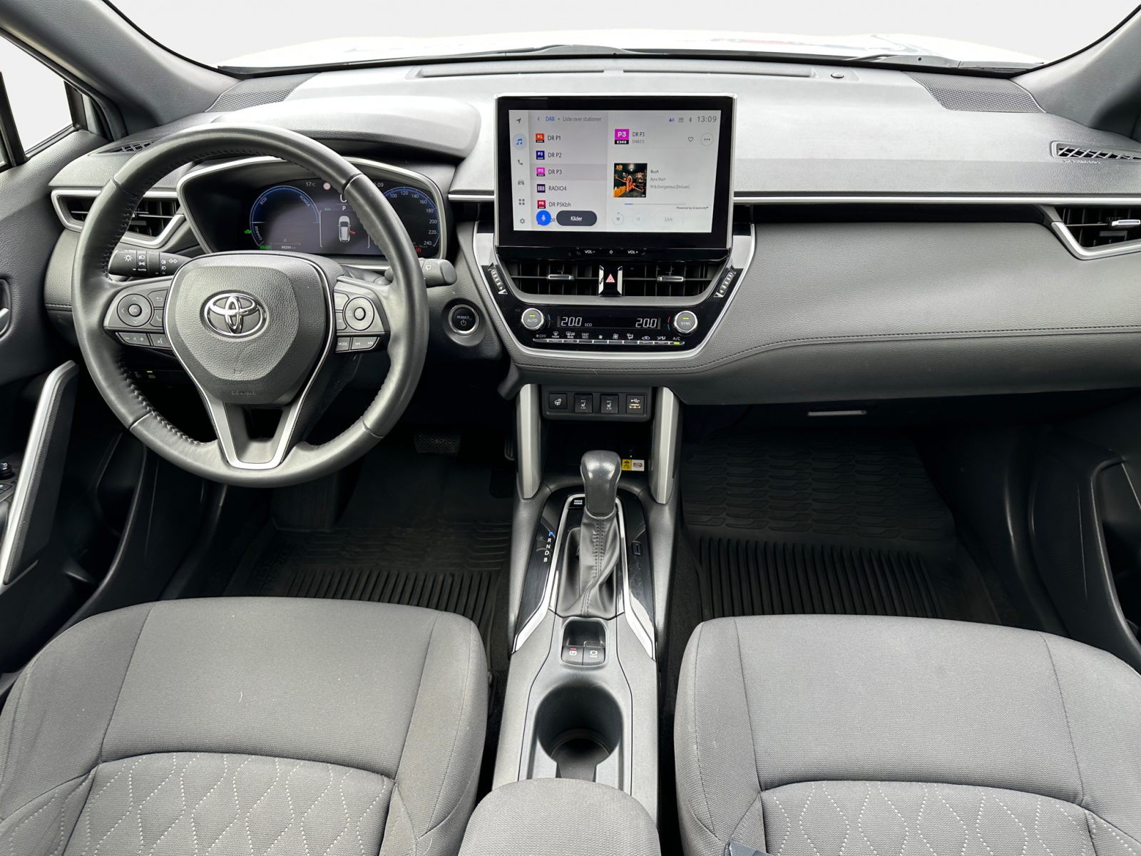 Billede af Toyota Corolla Cross 2,0 Hybrid Style E-CVT 197HK Van Aut.