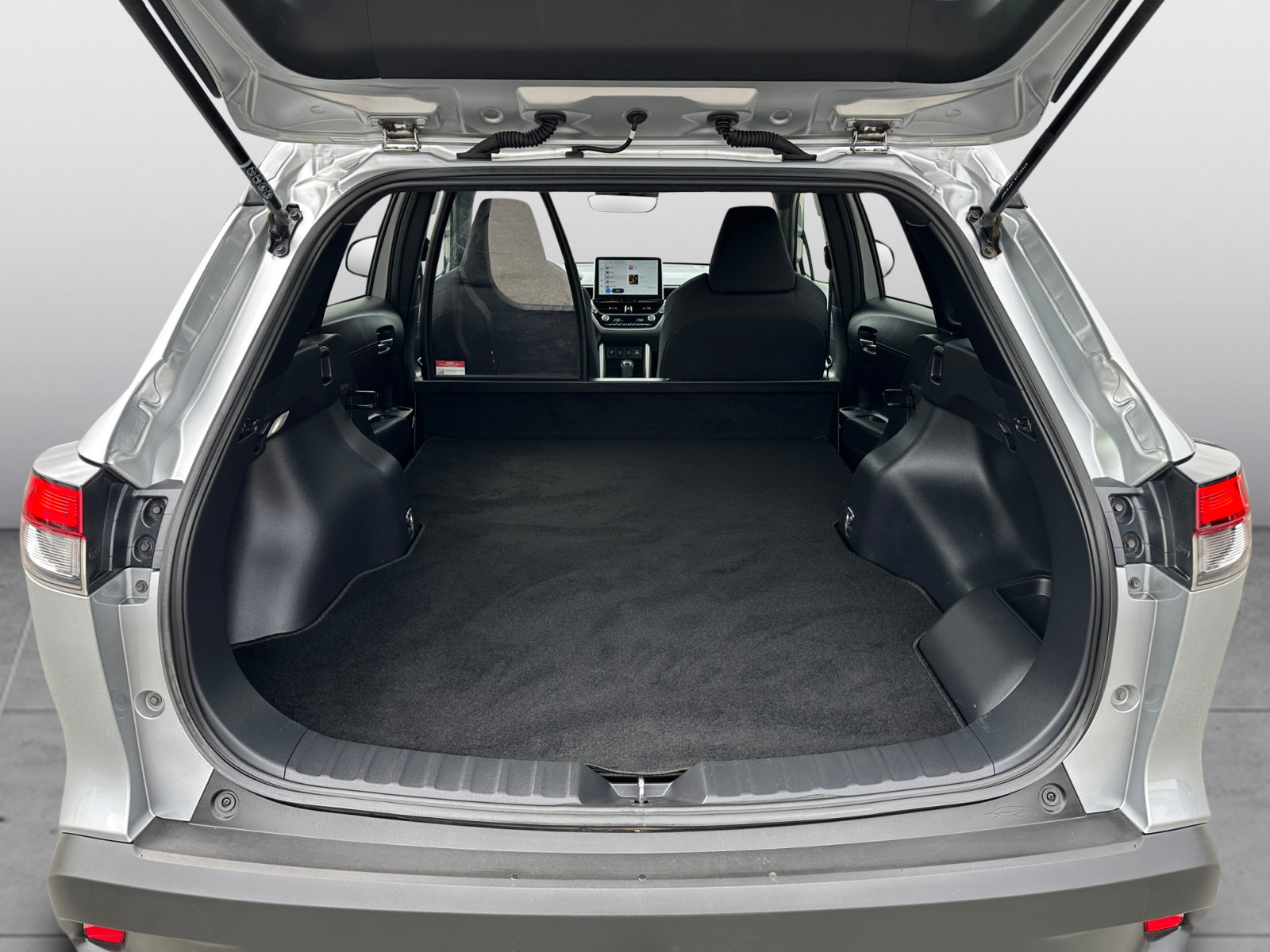 Billede af Toyota Corolla Cross 2,0 Hybrid Style E-CVT 197HK Van Aut.