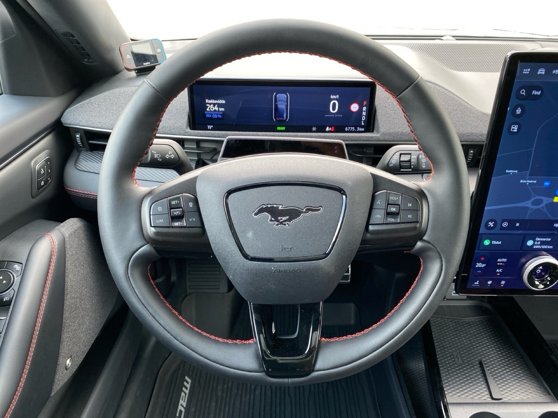 Billede af Ford Mustang Mach-E EL UR Premium AWD 351HK 5d Aut.
