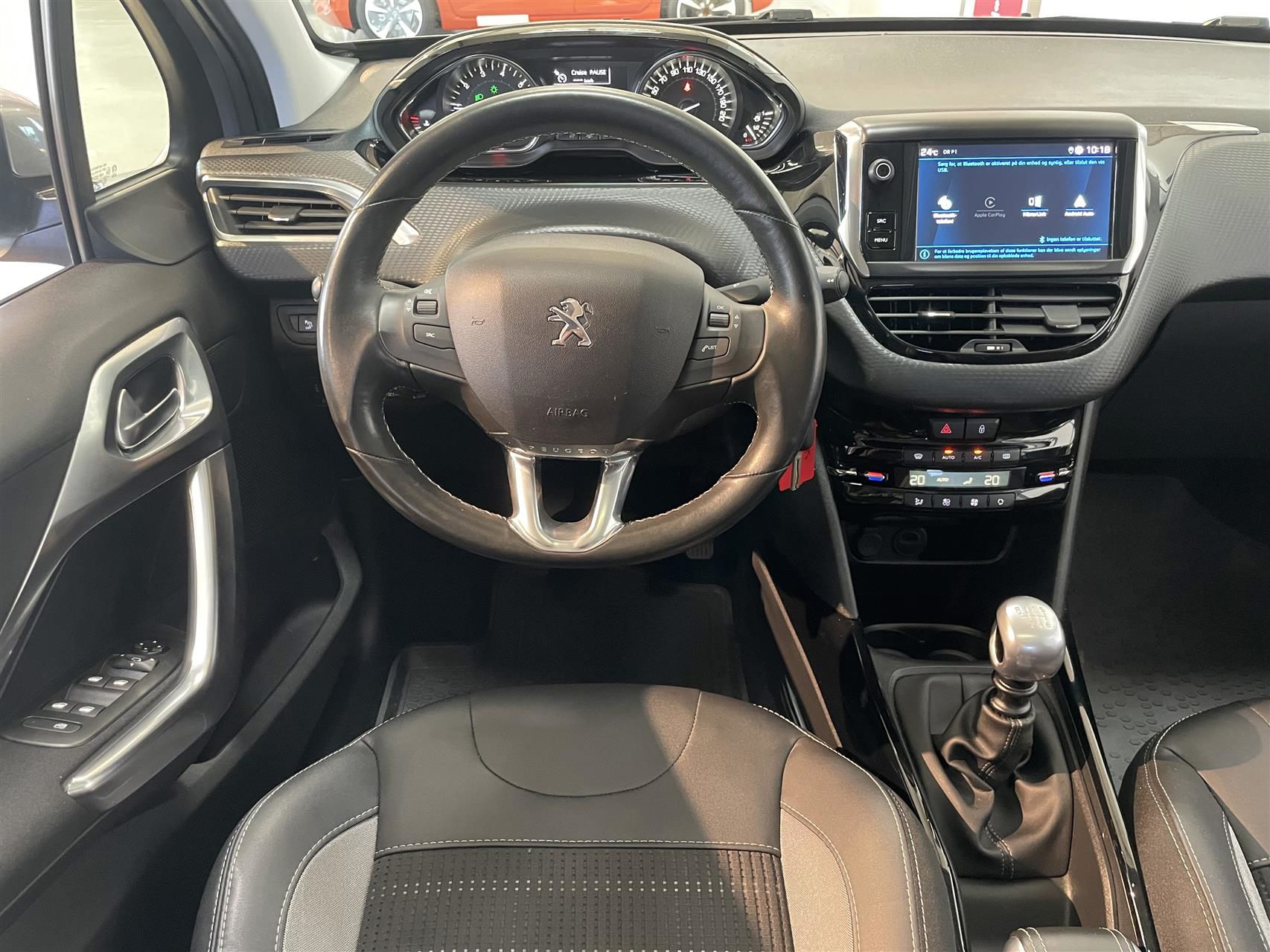 Billede af Peugeot 2008 1,2 PureTech Selection Sky 130HK 5d 6g