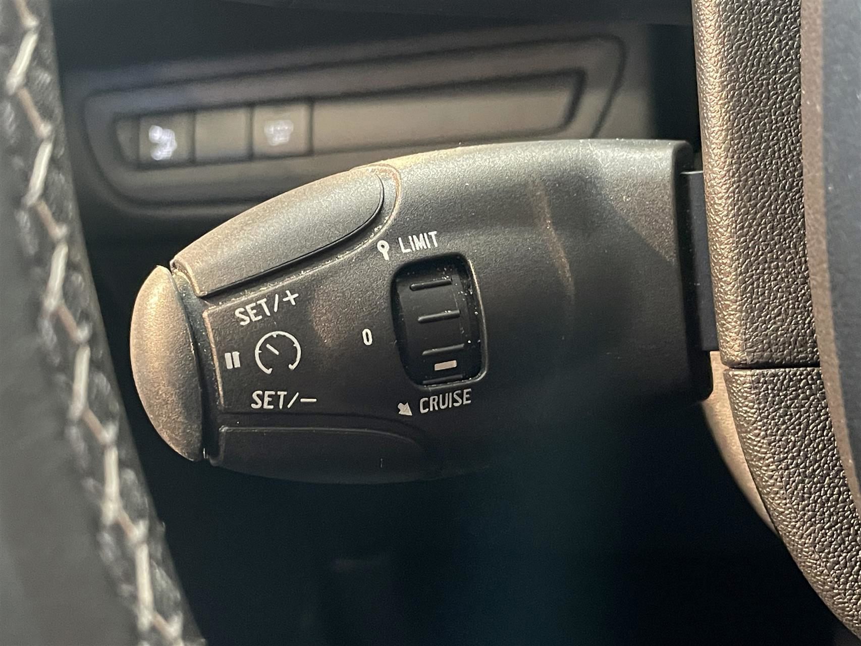 Billede af Peugeot 2008 1,2 PureTech Selection Sky 130HK 5d 6g