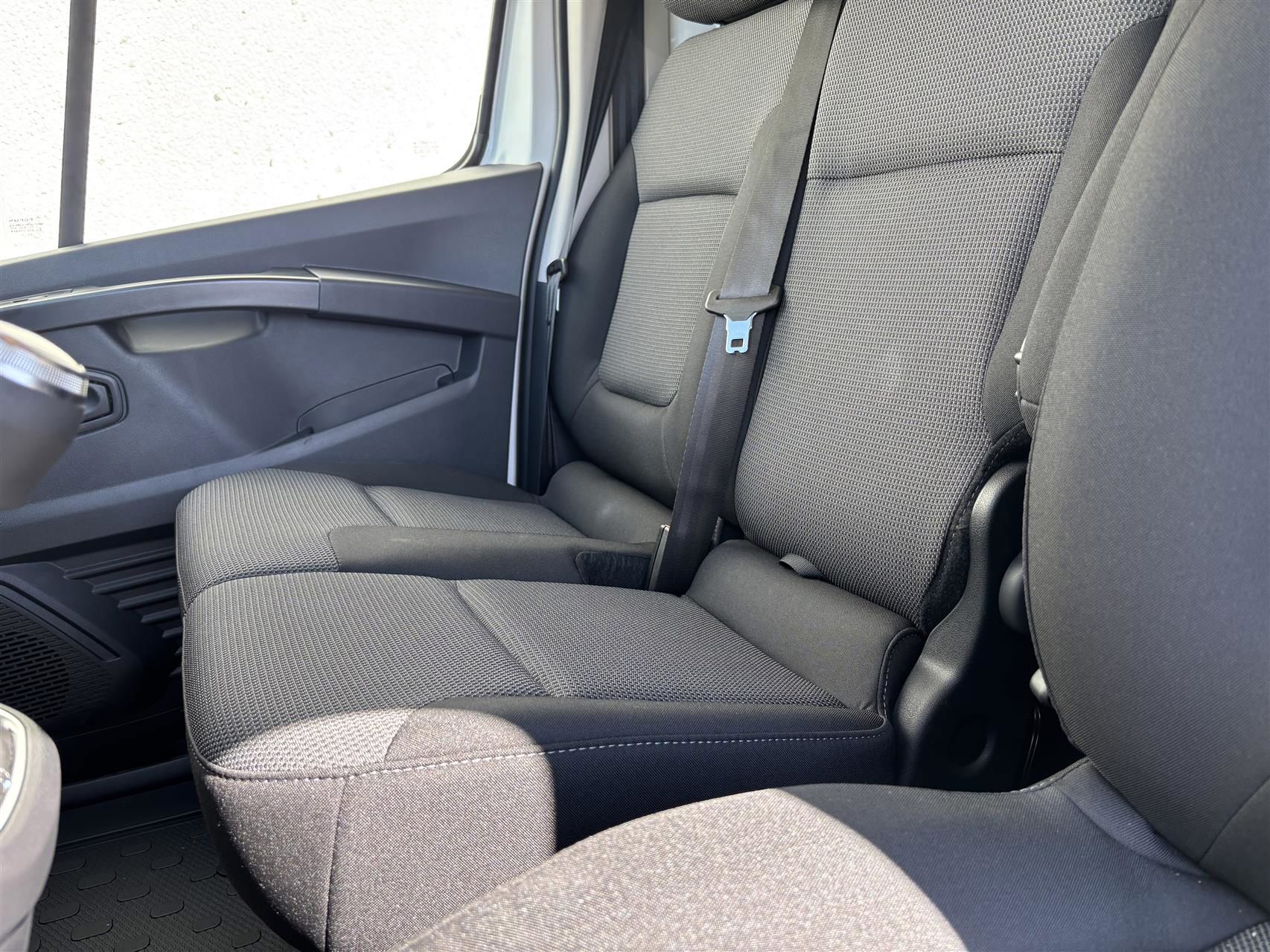 Billede af Renault Trafic L2H1 2,0 DCI Tek start/stop 130HK Van 6g