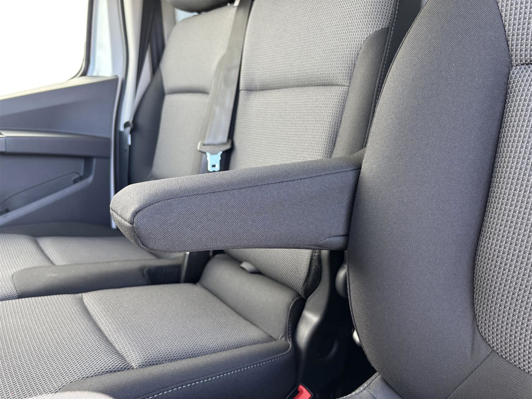 Billede af Renault Trafic L2H1 2,0 DCI Tek start/stop 130HK Van 6g