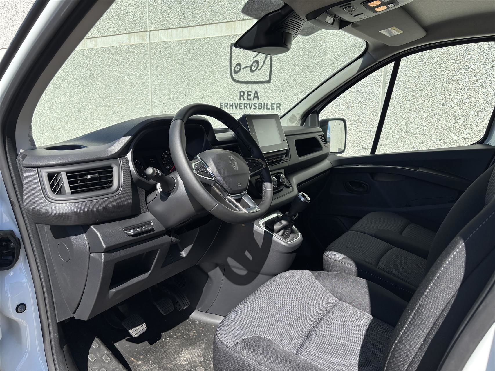 Billede af Renault Trafic L2H1 2,0 DCI Tek start/stop 130HK Van 6g