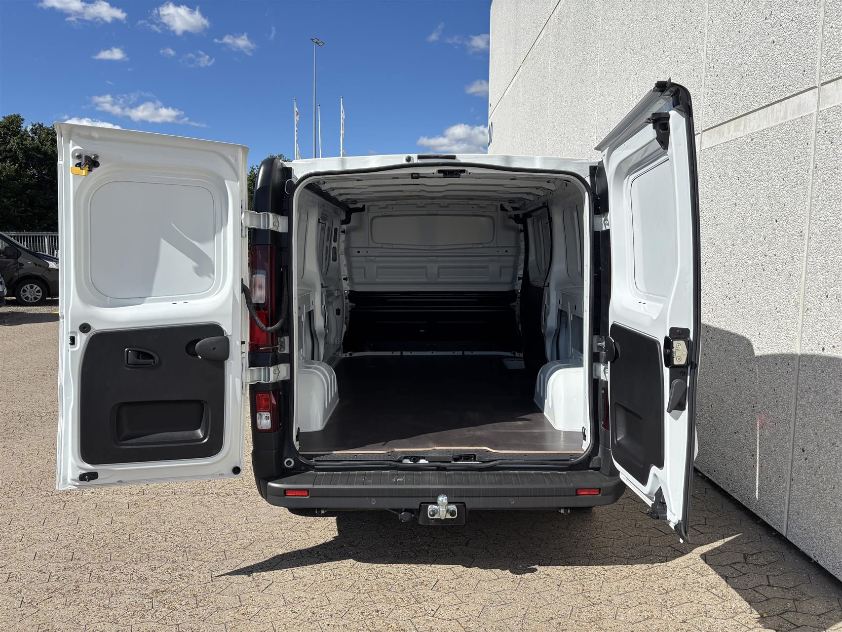 Billede af Renault Trafic L2H1 2,0 DCI Tek start/stop 130HK Van 6g