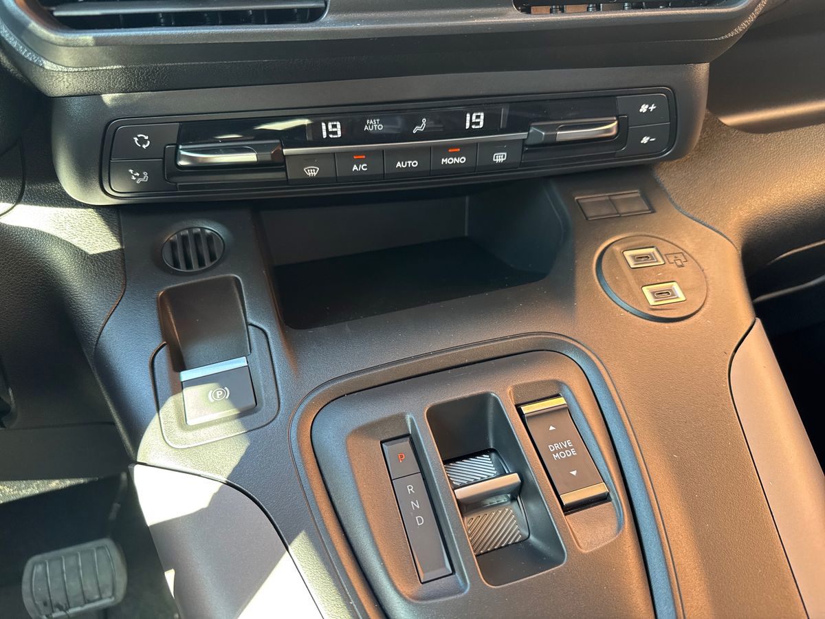 Billede af Toyota Proace City Verso Electric Medium EL Family 2 Skydedøre 136HK Aut.