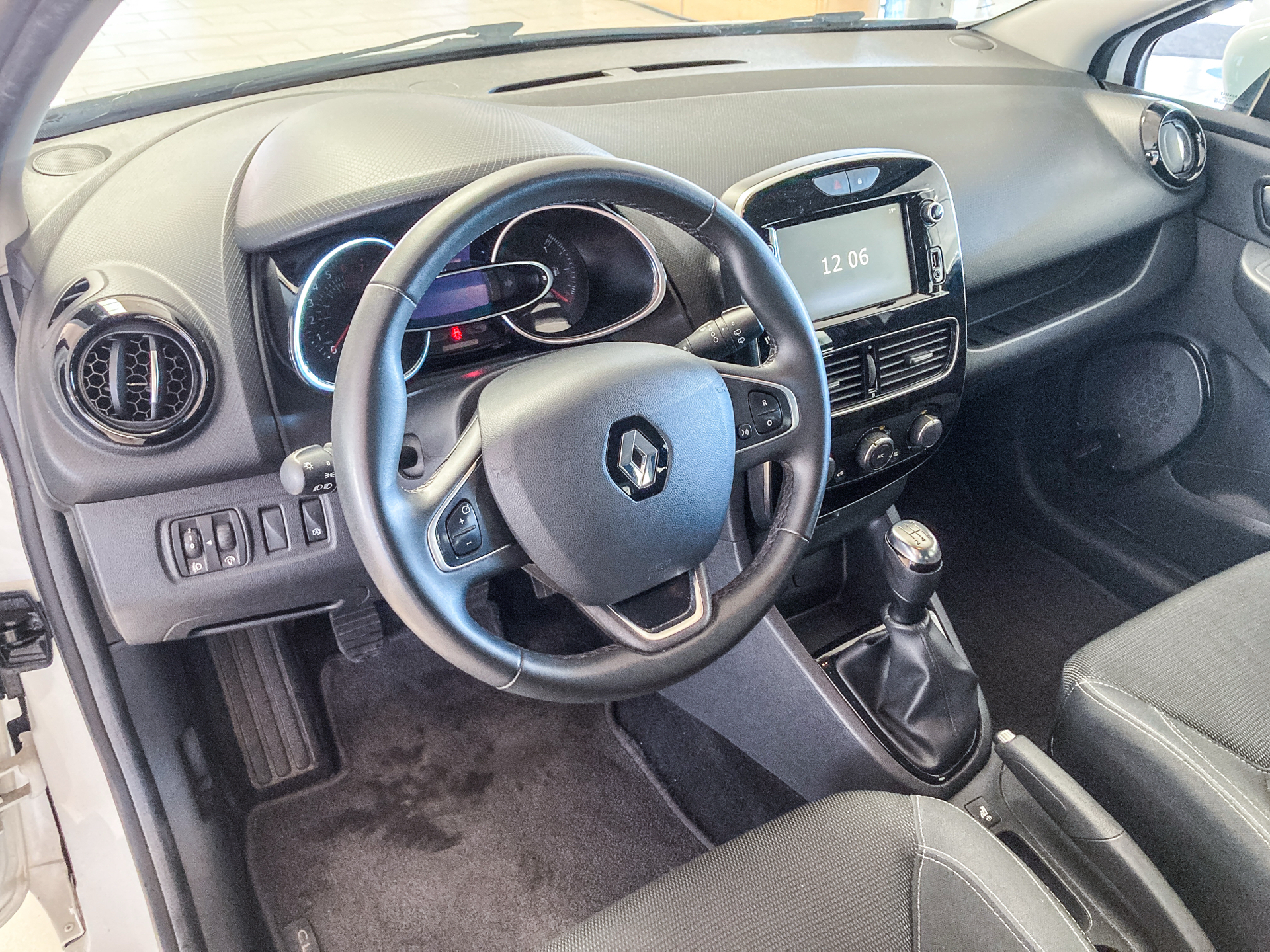 Billede af Renault Clio Sport Tourer 0,9 Energy TCe Zen 90HK Stc