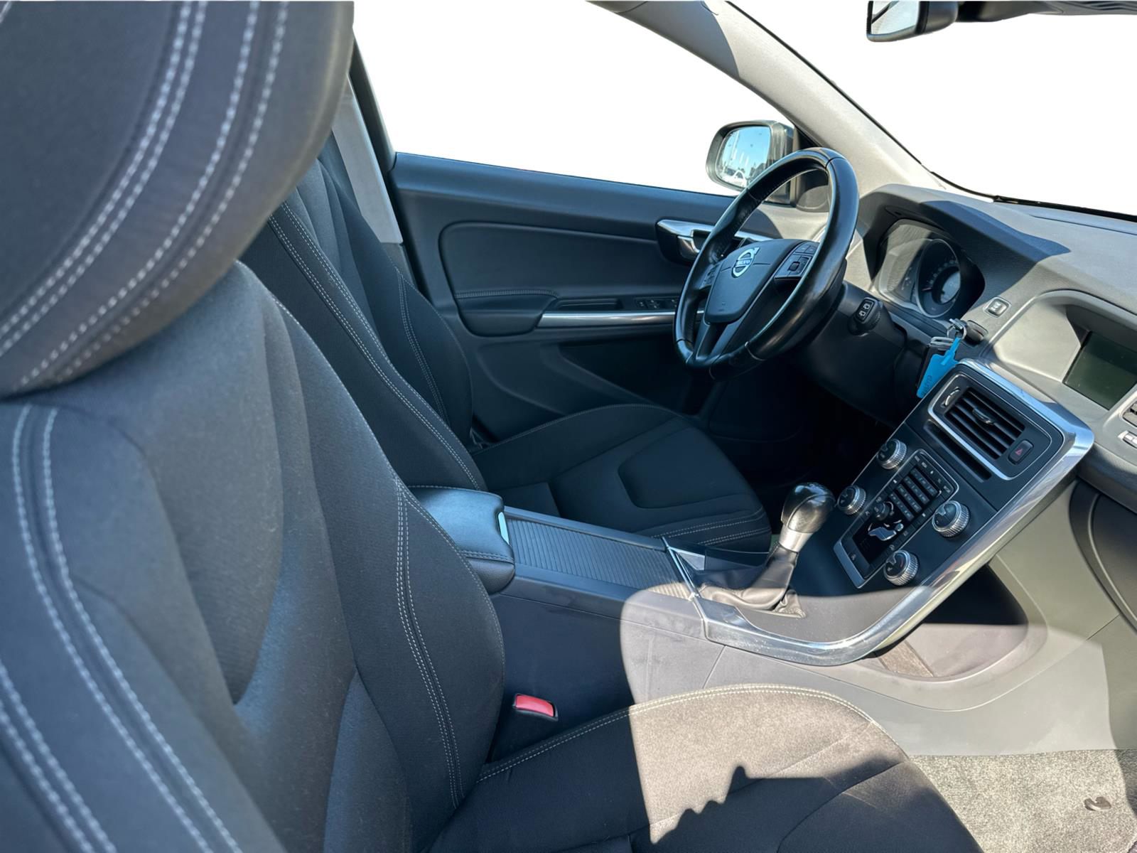 Billede af Volvo V60 1,6 D2 DRIVe-E Base 115HK Stc 6g