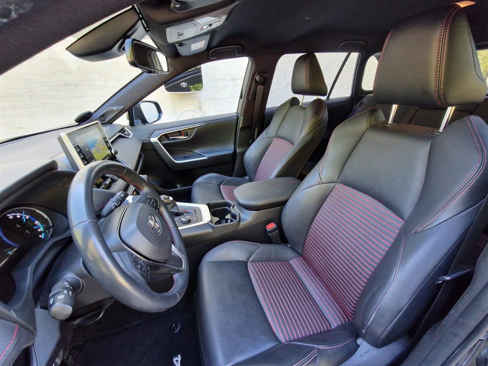 Billede af Toyota RAV4 Plug-in 2,5 Plugin-hybrid H3 Premium AWD 306HK 5d 6g Aut.