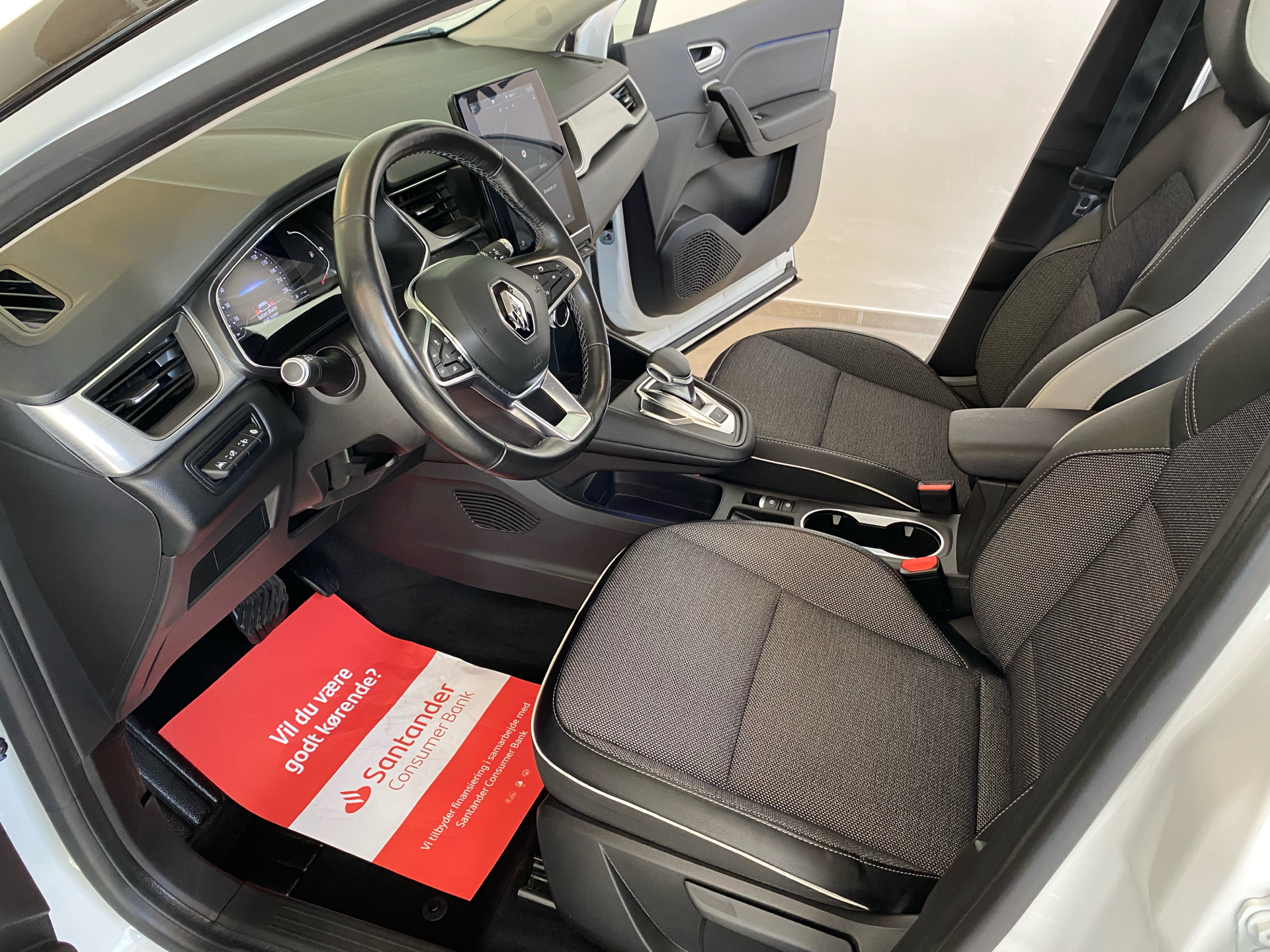 Billede af Renault Captur 1,3 TCE GPF Intens EDC 155HK 5d 7g Aut.
