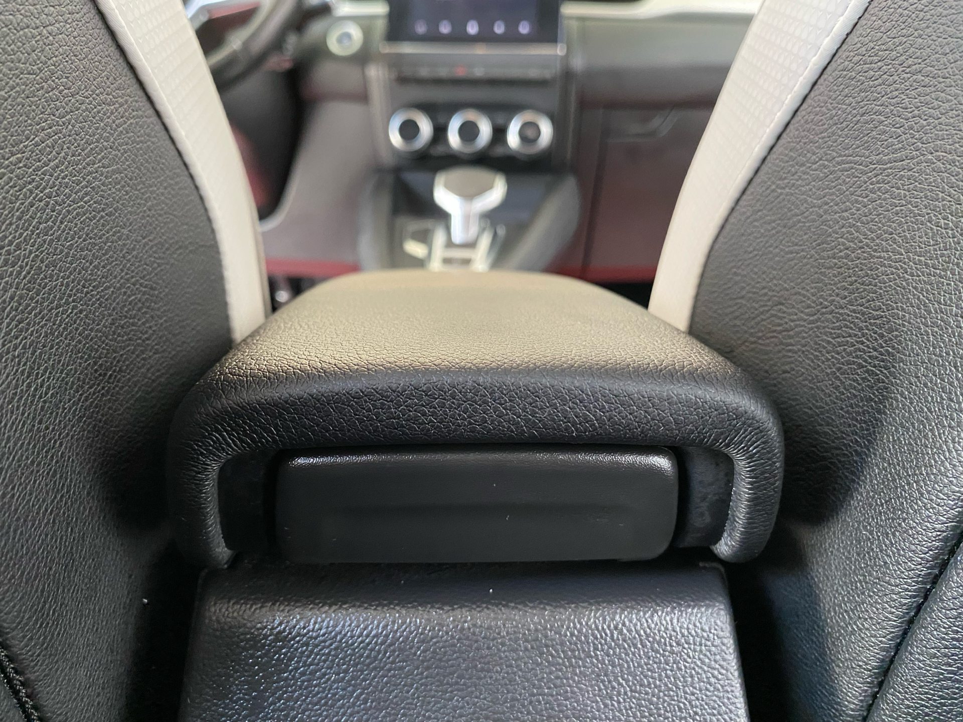 Billede af Renault Captur 1,3 TCE GPF Intens EDC 155HK 5d 7g Aut.