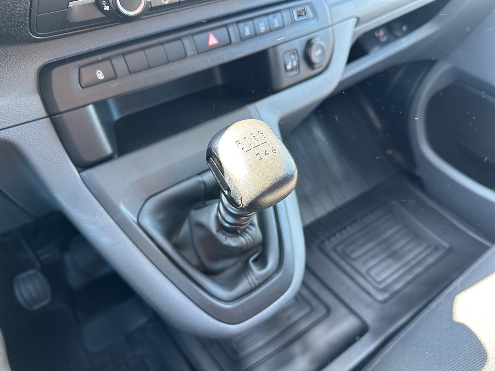 Billede af Toyota Proace Verso Long 1,5 D Combi skydedør, m/Dobbelt bagdør 120HK 6g