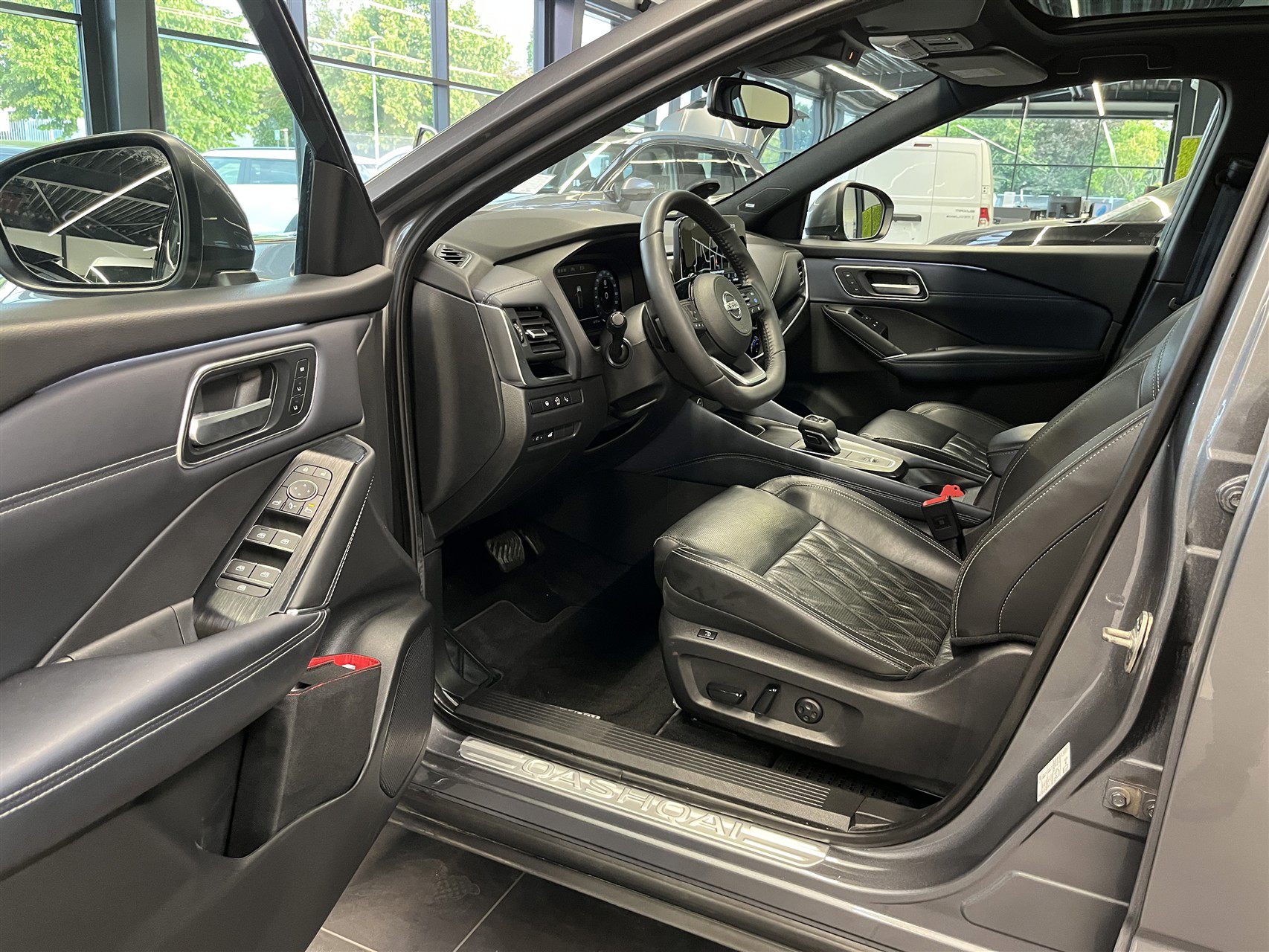 Billede af Nissan Qashqai 1,3 MHEV  Mild hybrid Tekna+ X-Tronic 158HK 5d 7g Aut.