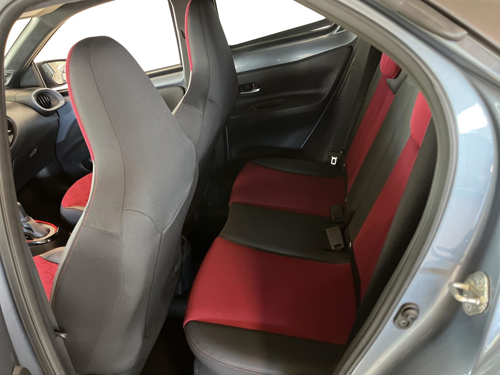 Billede af Toyota Aygo X 1,0 VVT-I Undercover 72HK 5d Aut.