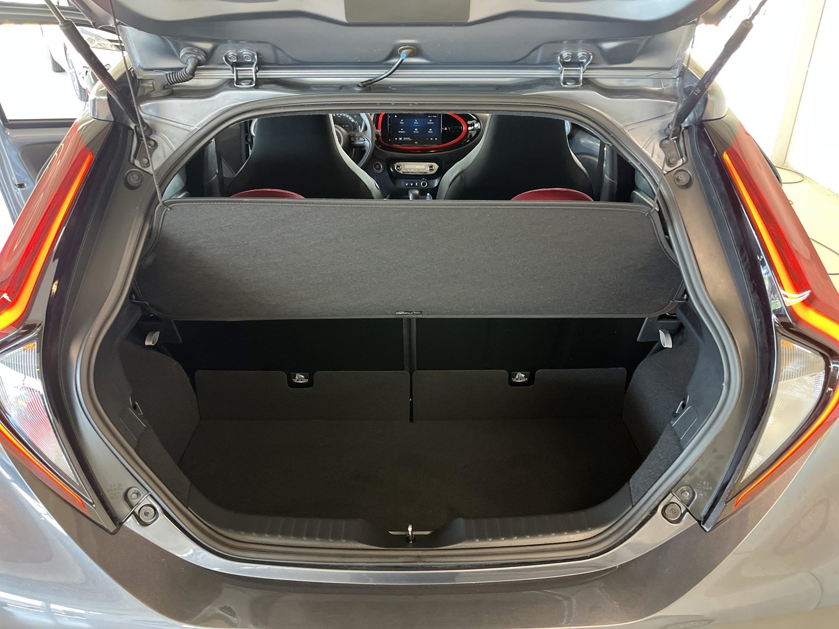 Billede af Toyota Aygo X 1,0 VVT-I Undercover 72HK 5d Aut.