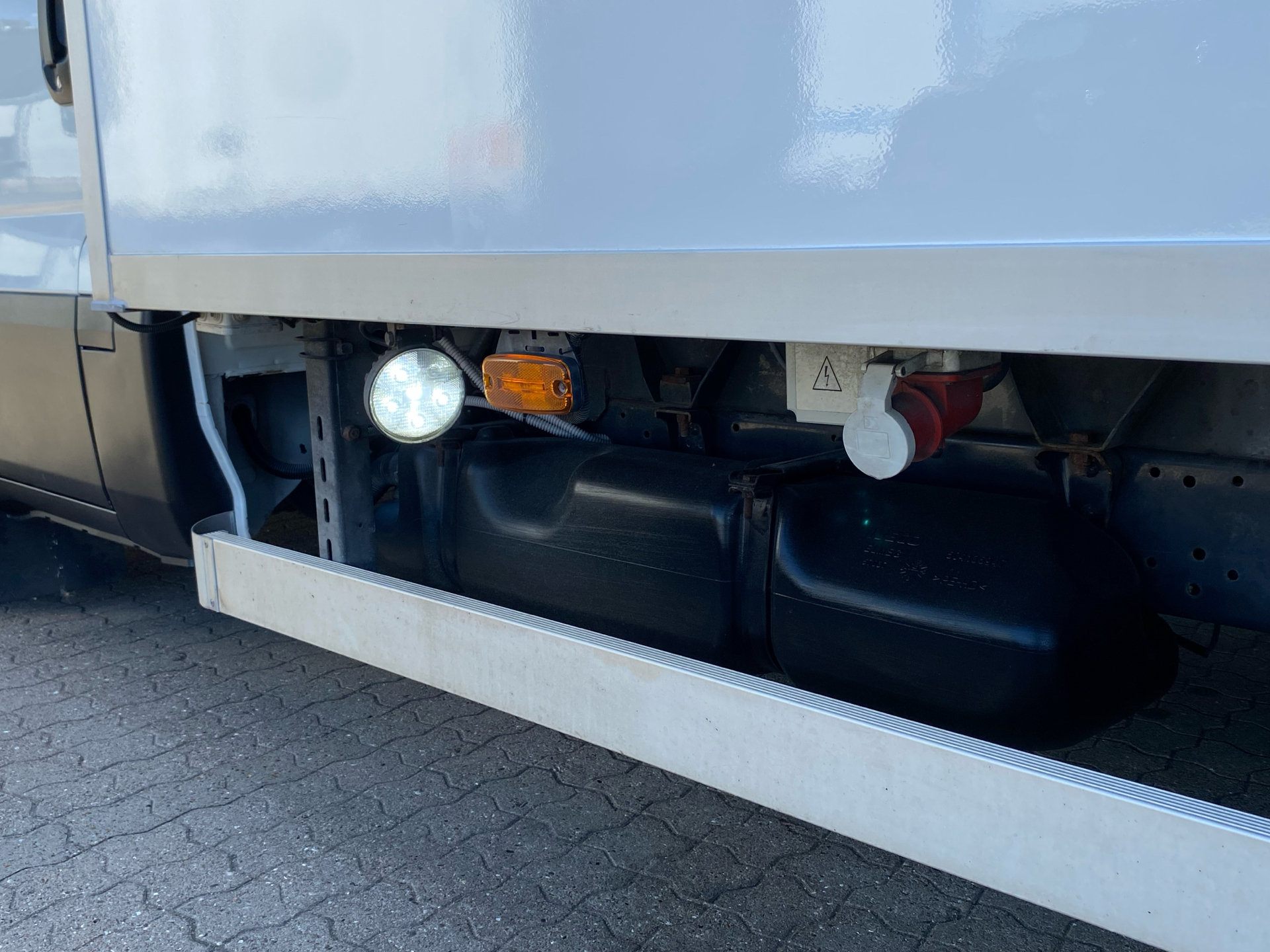 Billede af Iveco Daily 35S17 4100mm 3,0 D 170HK Ladv./Chas. 8g Aut.