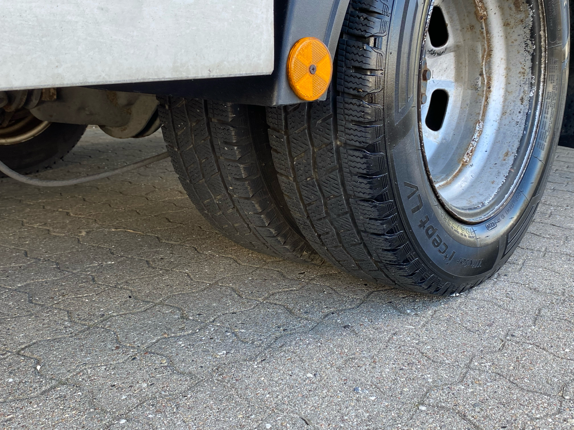 Billede af Iveco Daily 35S17 4100mm 3,0 D 170HK Ladv./Chas. 8g Aut.
