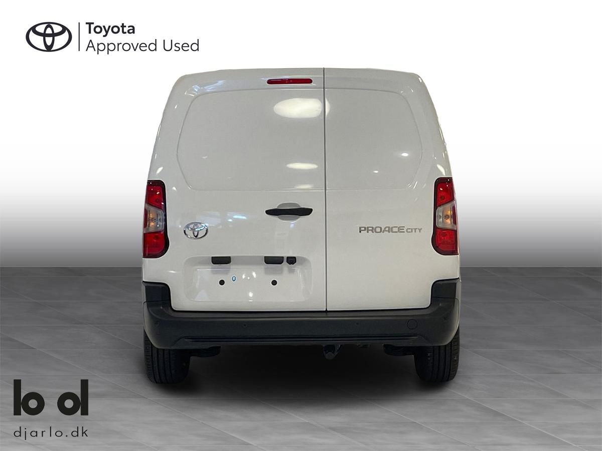 Billede af Toyota Proace City 1.5 diesel 100hp Medium/En skydedør Comfort Master