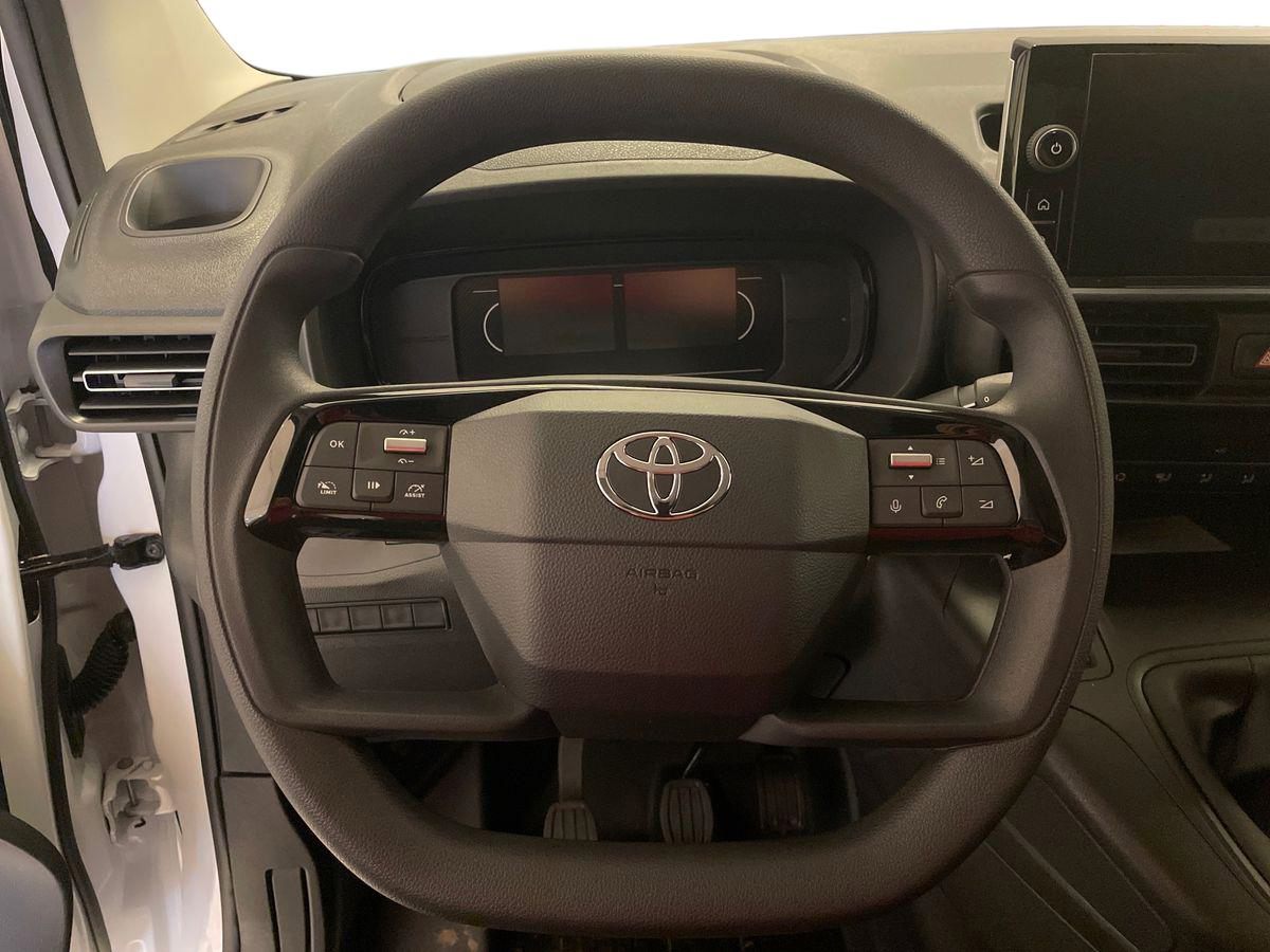 Billede af Toyota Proace City 1.5 diesel 100hp Medium/En skydedør Comfort Master