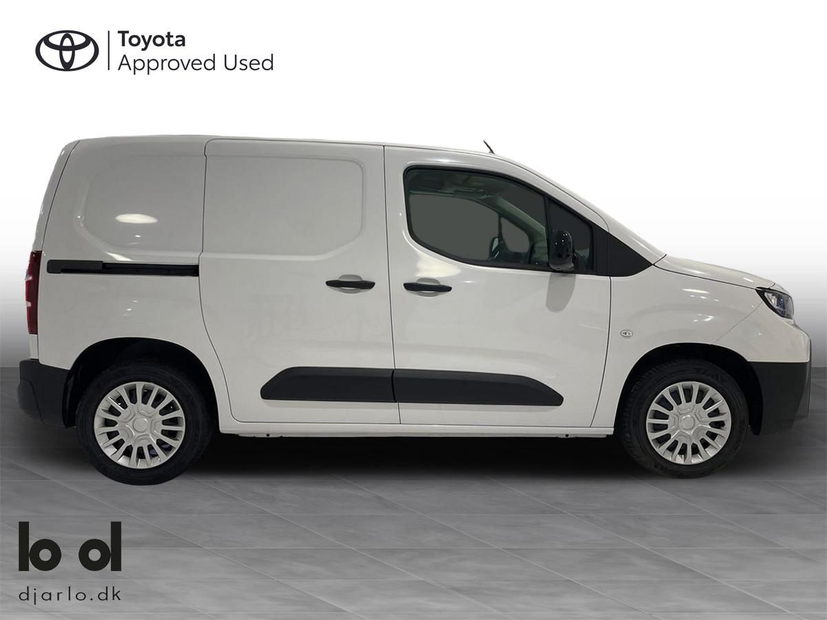 Billede af Toyota Proace City 1.5 diesel 100hp Medium/En skydedør Comfort Master