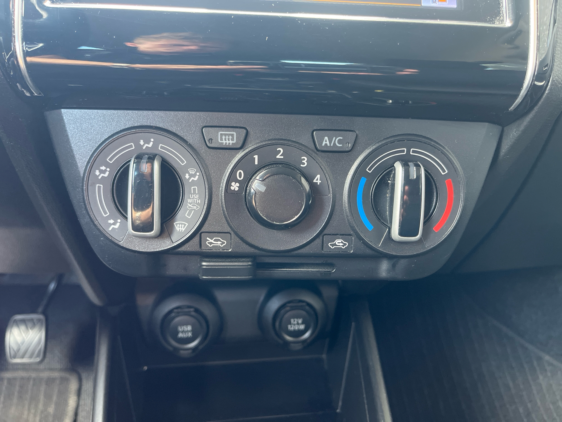 Billede af Suzuki Swift 1,2 Dualjet  Mild hybrid Action AEB 83HK 5d