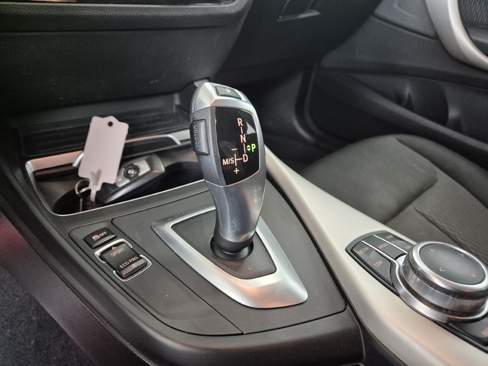 Billede af BMW 120d 2,0 D Connected 190HK 5d 6g