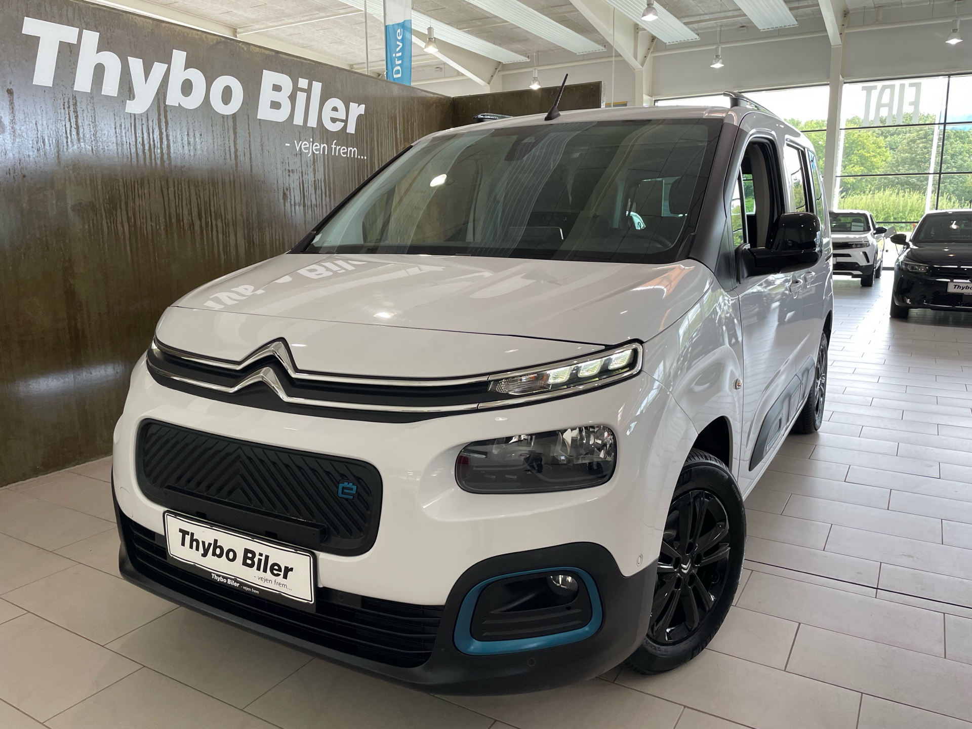 Billede af Citroën e-Berlingo EL Shine 136HK Aut.