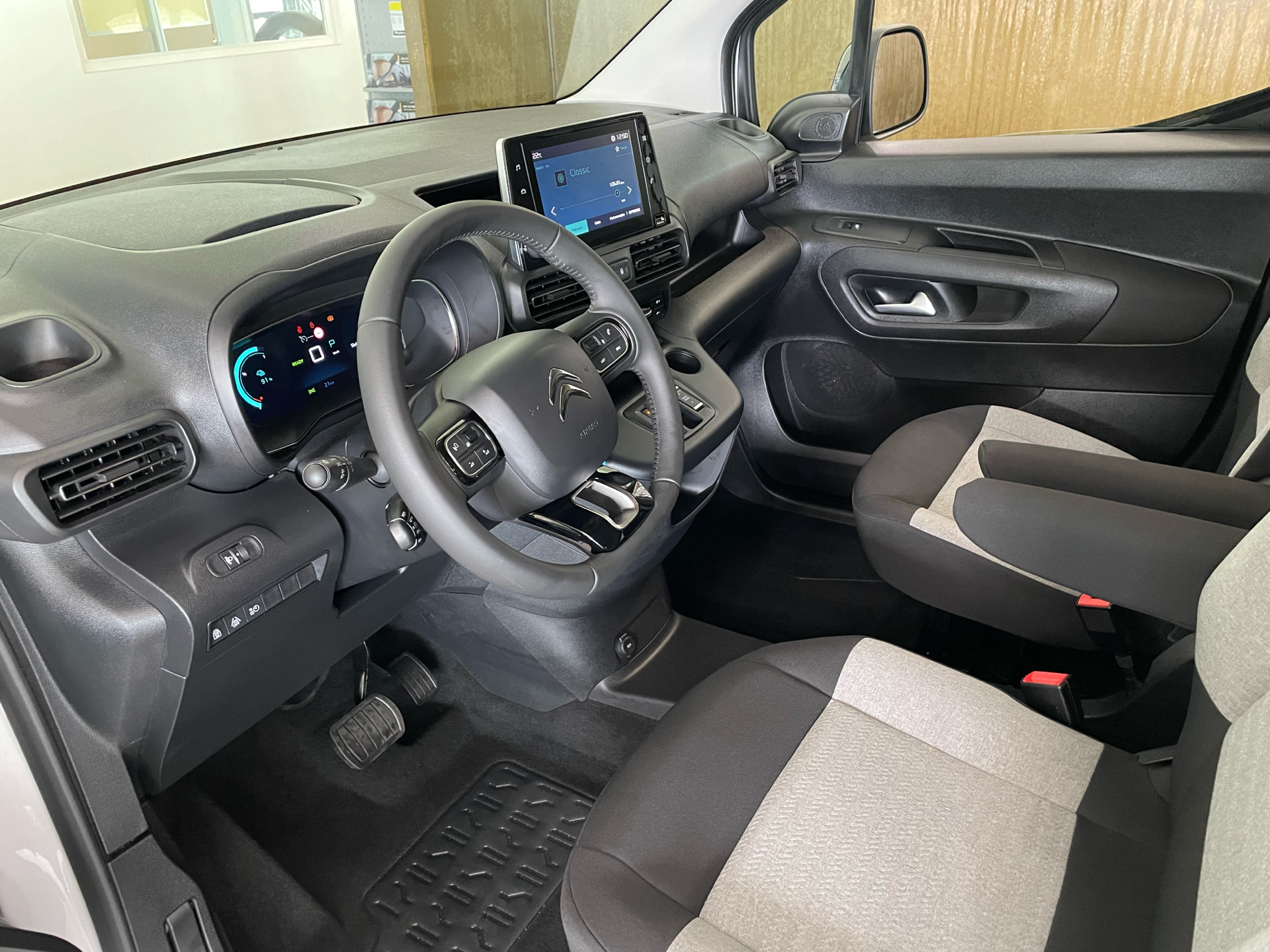 Billede af Citroën e-Berlingo EL Shine 136HK Aut.