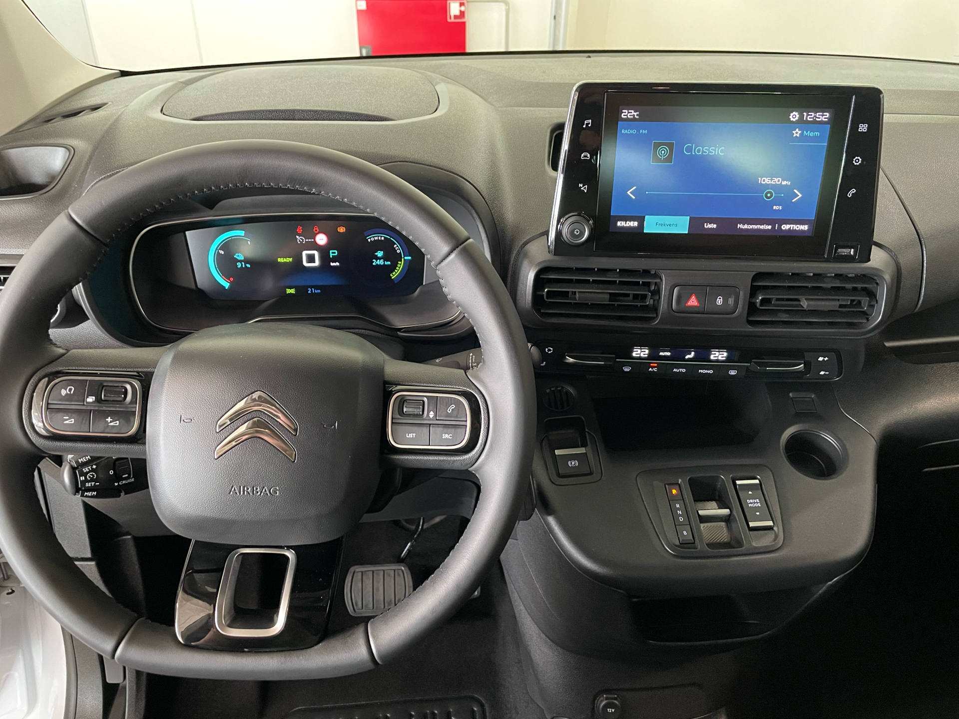 Billede af Citroën e-Berlingo EL Shine 136HK Aut.