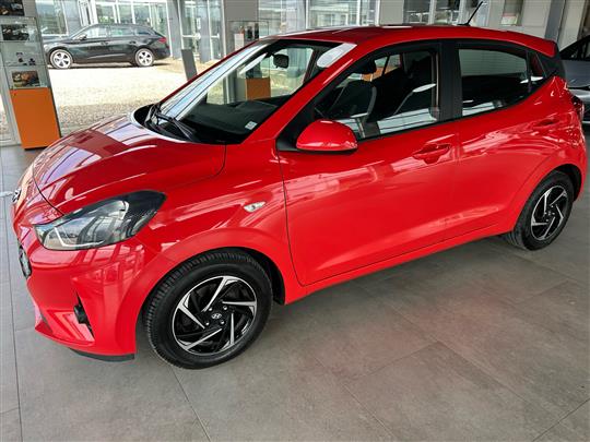 Hyundai i10 1,0 Advanced 67HK 5d
