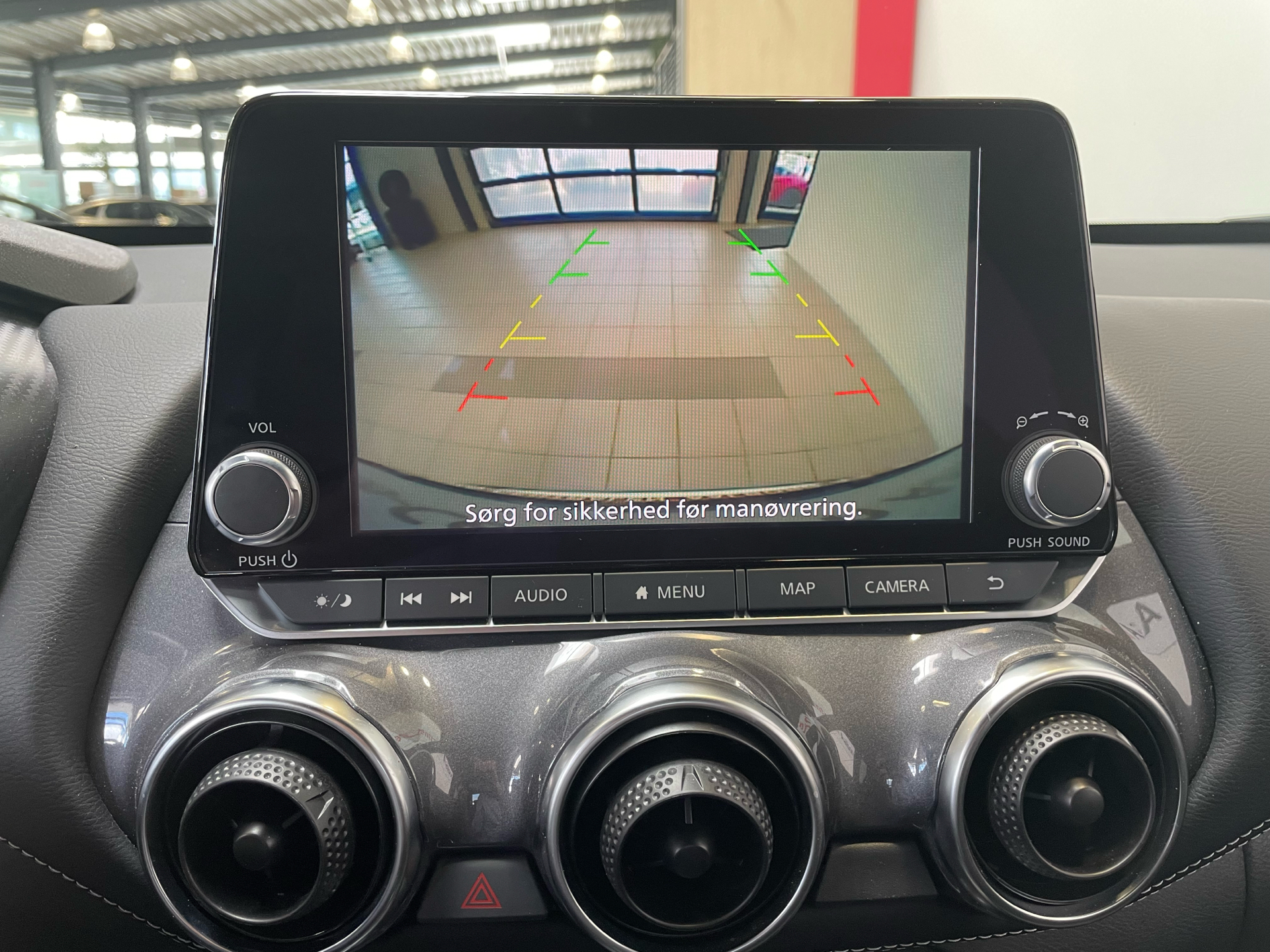 Billede af Nissan Juke 1,0 Dig-T N-Connecta DCT 114HK 5d 7g Aut.