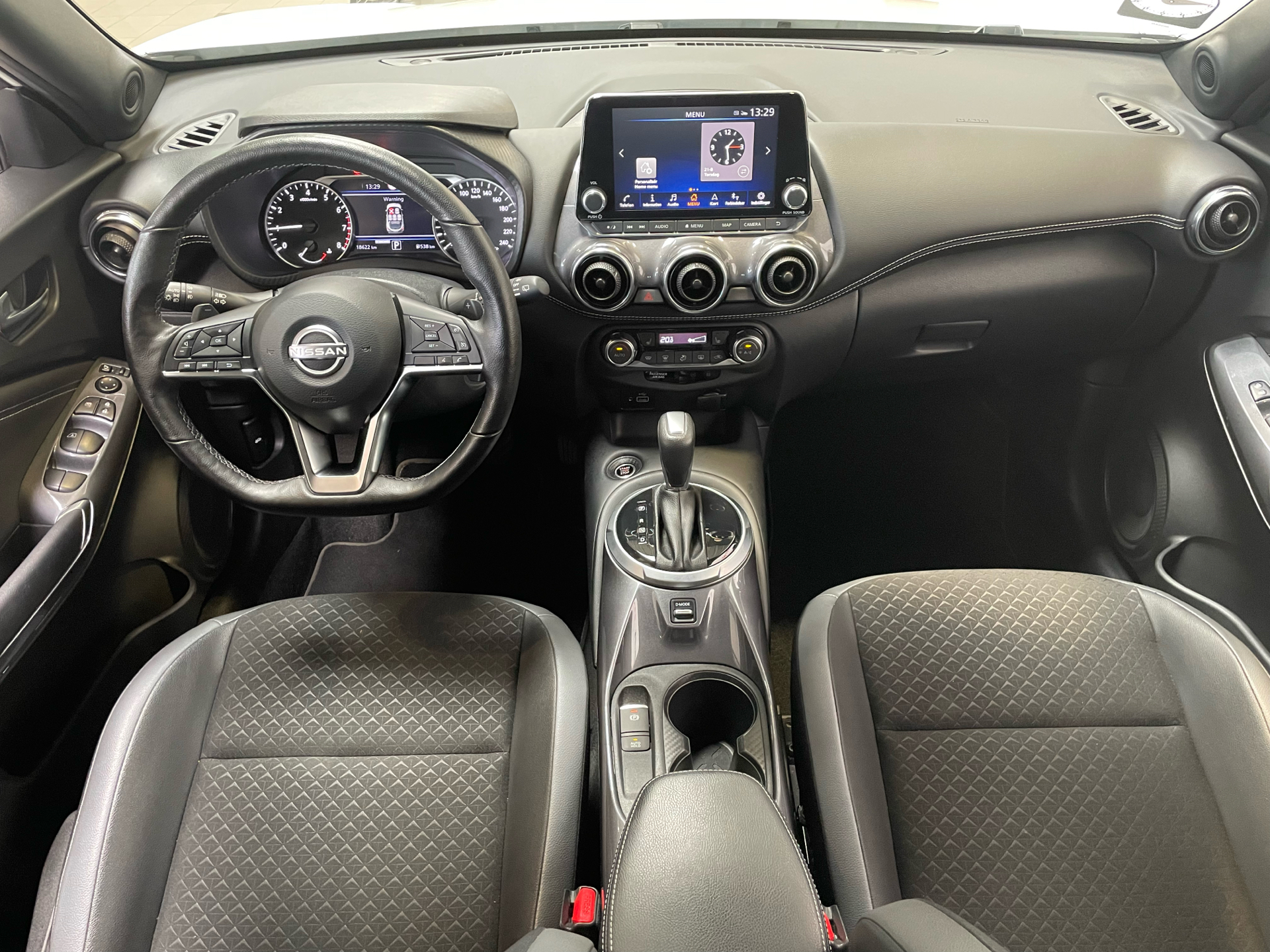Billede af Nissan Juke 1,0 Dig-T N-Connecta DCT 114HK 5d 7g Aut.