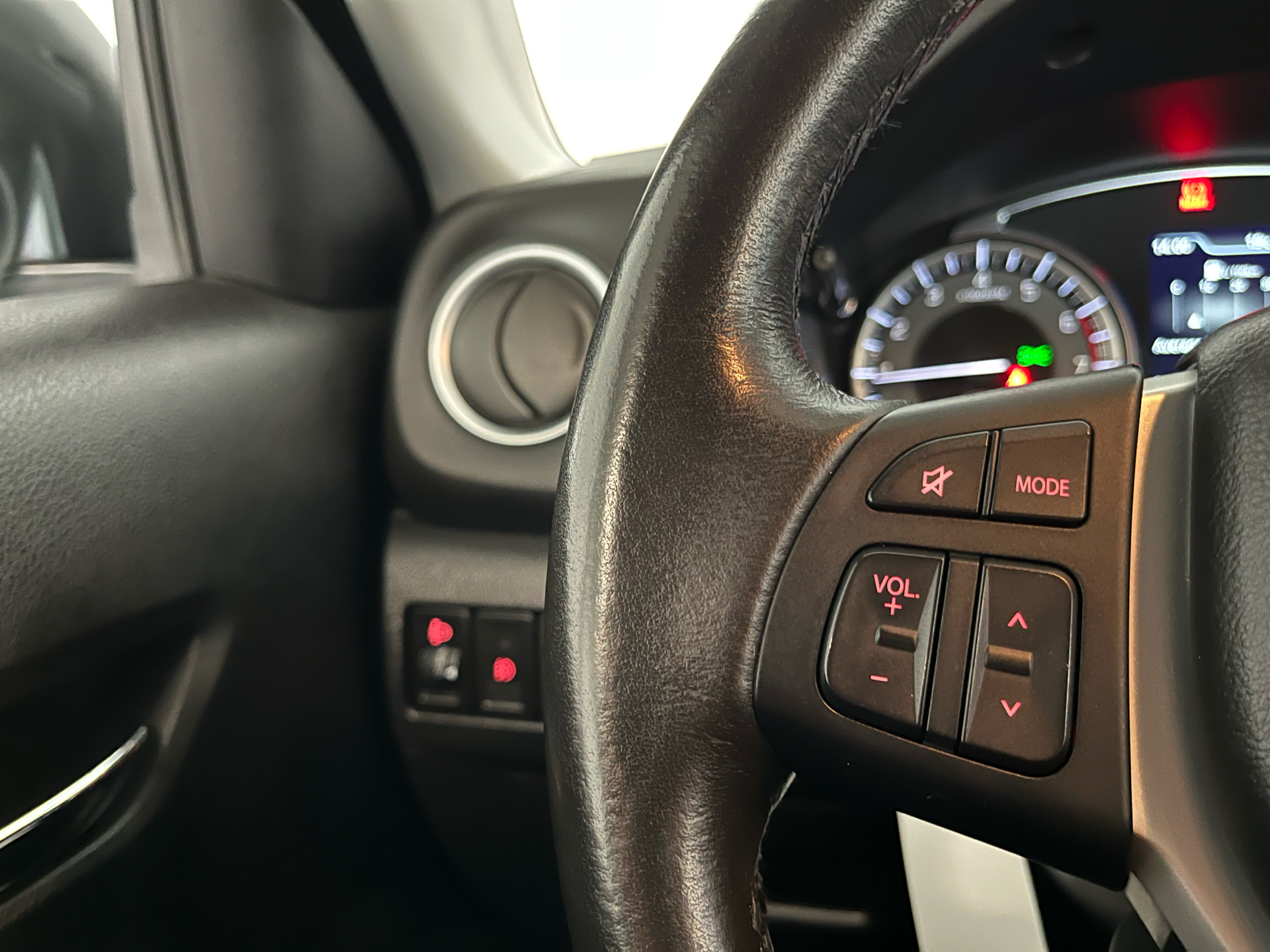 Billede af Suzuki Vitara 1,0 Boosterjet Active Cut 112HK 5d