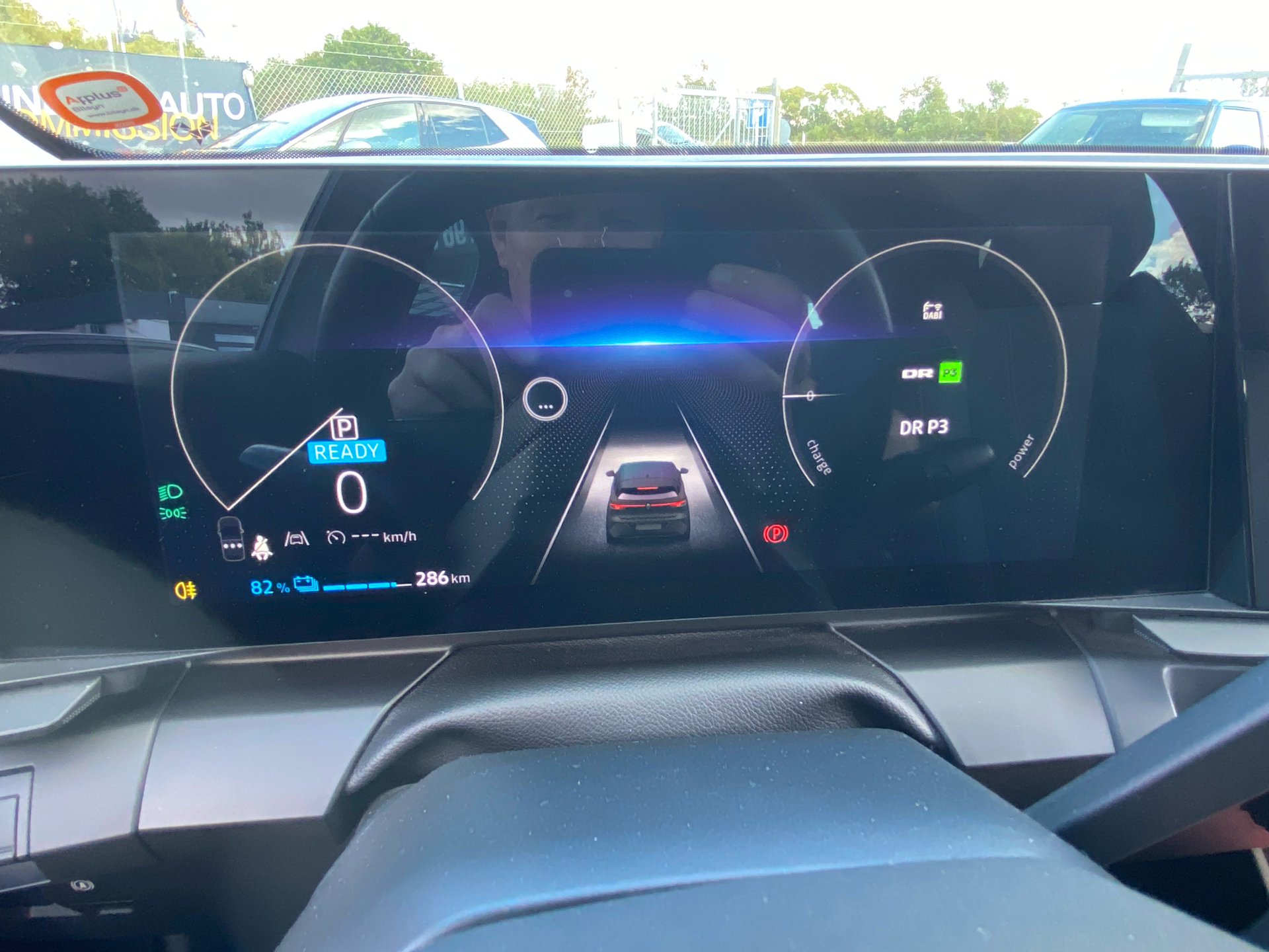 Billede af Renault Mégane E-TECH Equilibre 220HK 5d Aut.