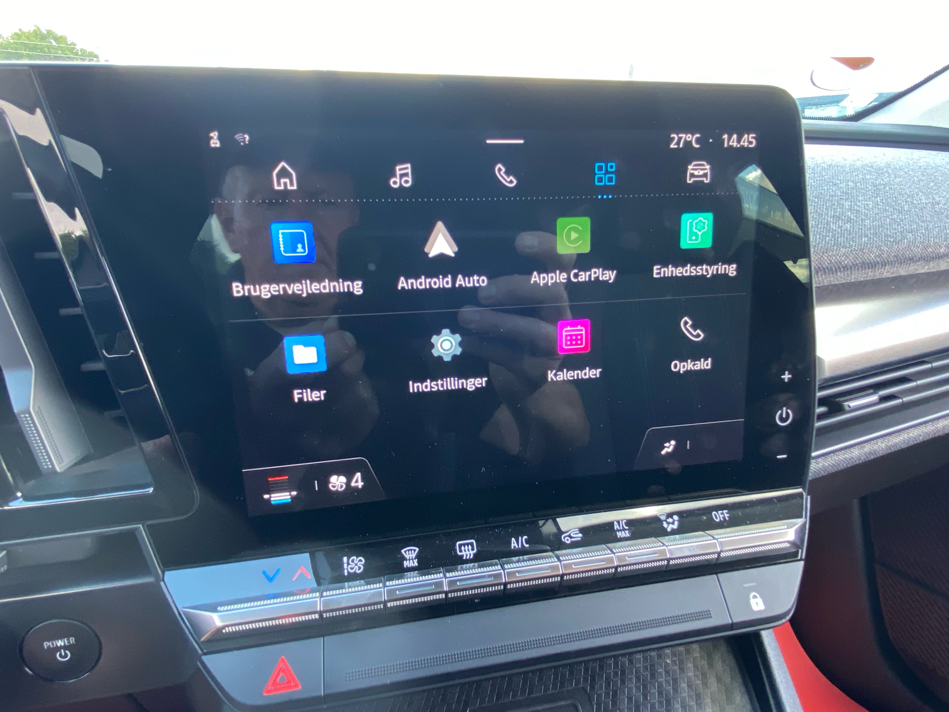 Billede af Renault Mégane E-TECH Equilibre 220HK 5d Aut.