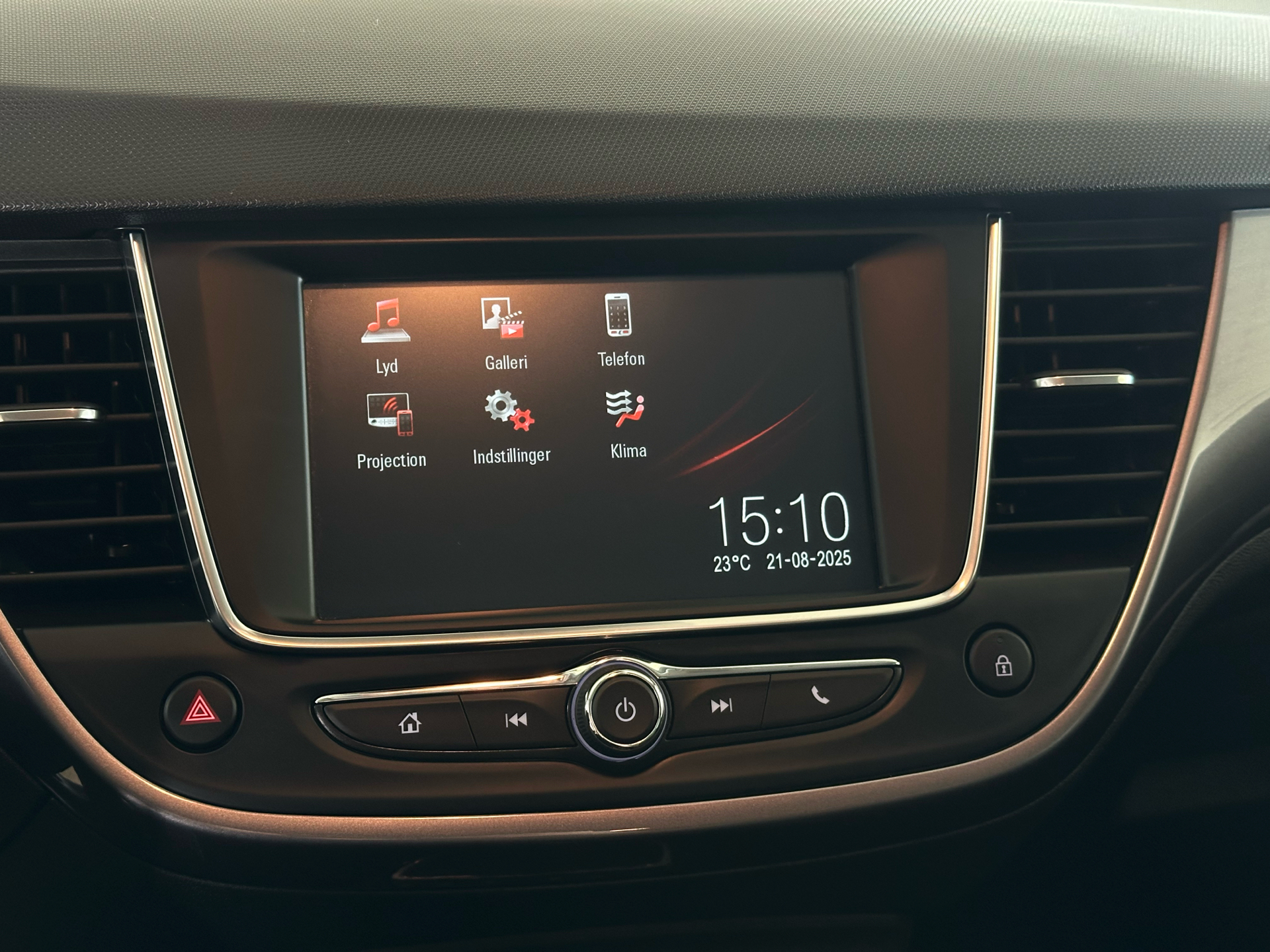 Billede af Opel Crossland X 1,2 Impress 83HK 5d 6g