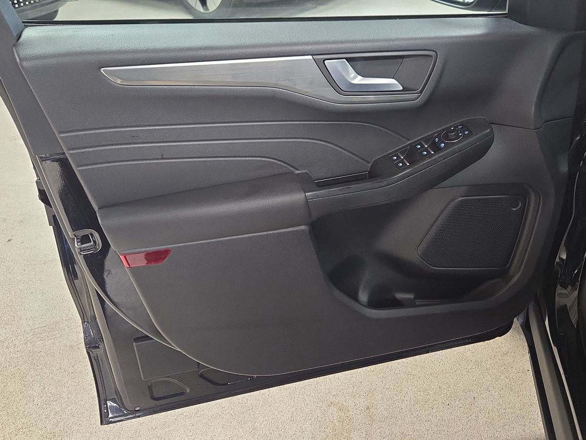 Billede af Ford Kuga Van 2,5 B/EL Titanium X CVT 225HK 5d Trinl. Gear 