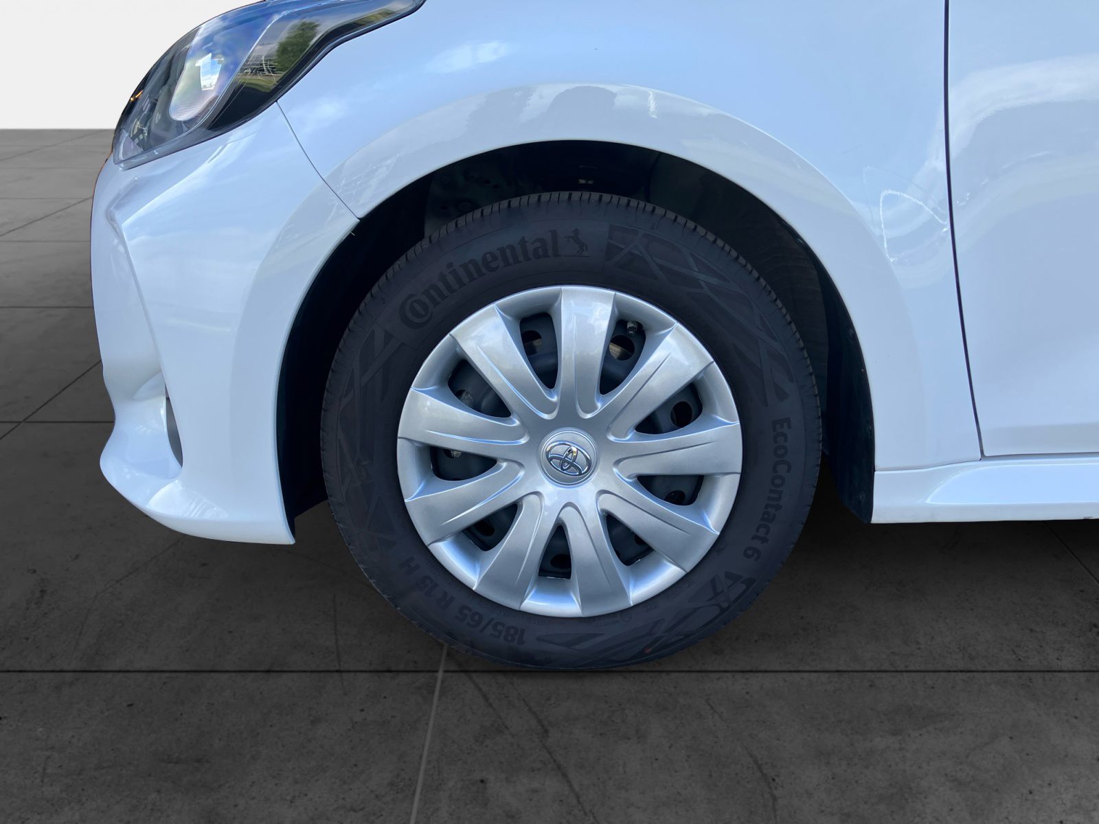 Billede af Toyota Yaris 1,5 Hybrid Essential 116HK 5d Trinl. Gear