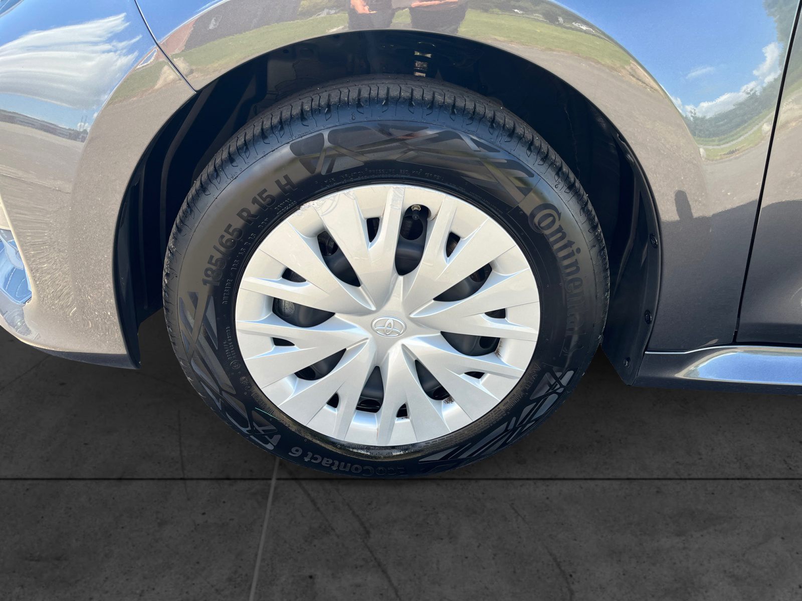 Billede af Toyota Yaris 1,5 Hybrid Essential 116HK 5d Trinl. Gear